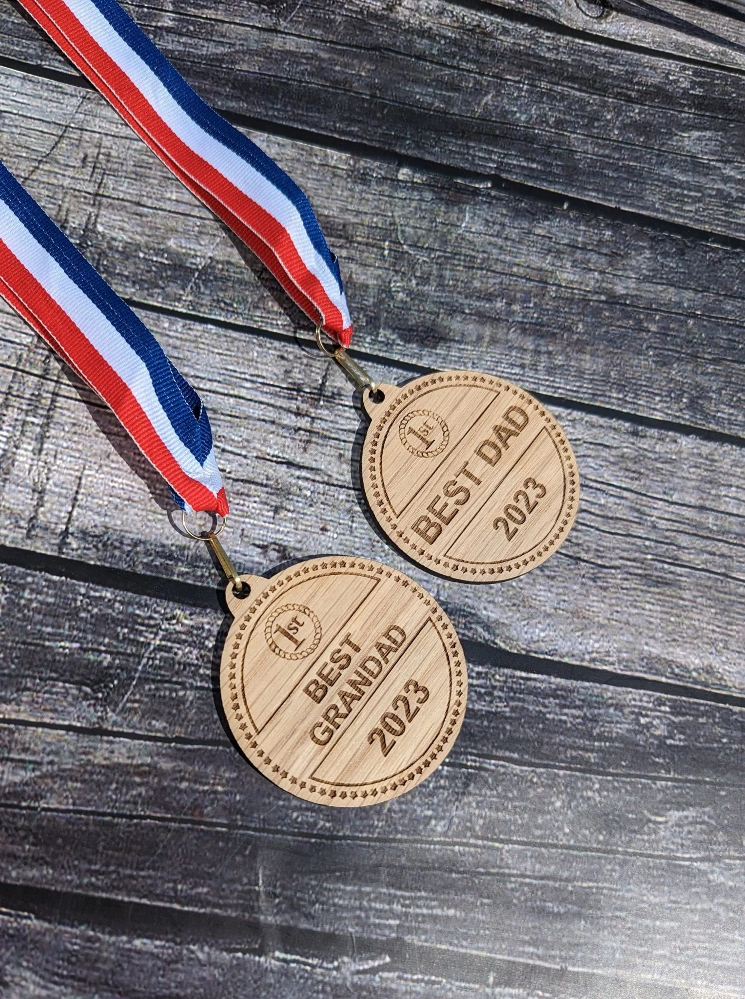 Best Dad & Best Grandad Medals with Welsh Dragon - Meaningful Gifts, Birthday Gift, Father's Day Gift - Image 5