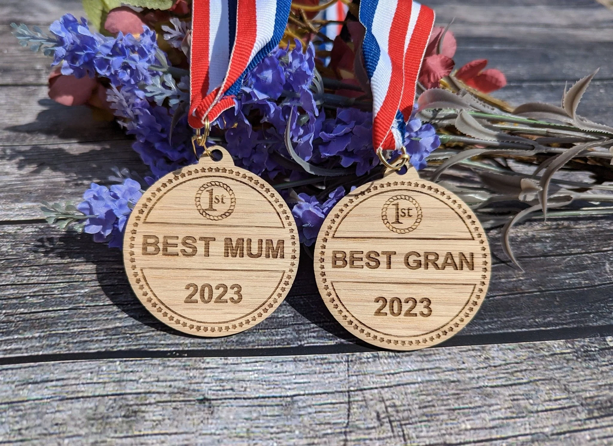 Best Mum & Best Gran Medals with Welsh Dragon - Meaningful Gifts, Birthday Gift, Mother's Day Gift - Image 5