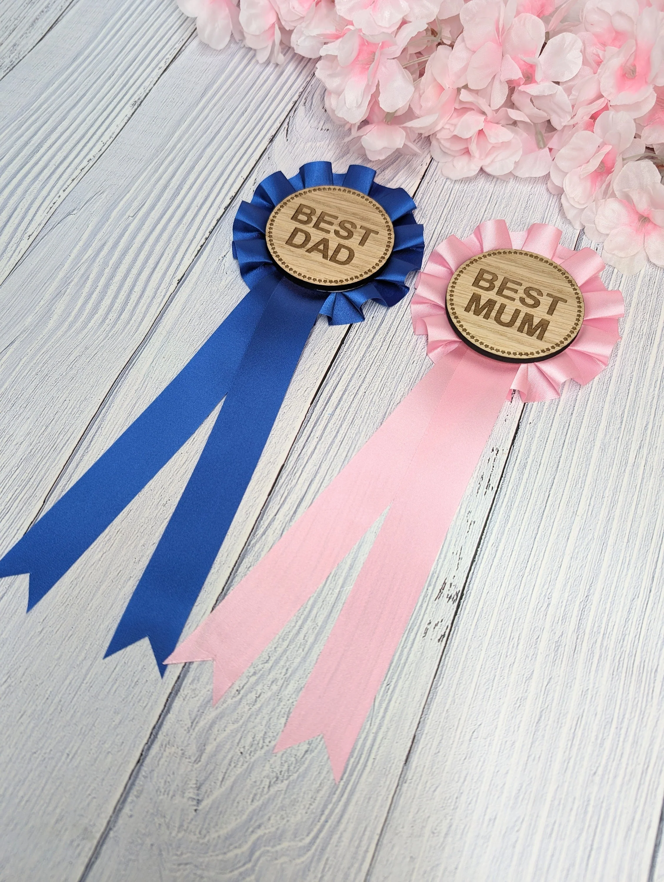 Best Mum & Dad Wooden Rosettes - Eco-Friendly, Welsh Craft | Unique Parent Awards, Handcrafted Sustainable Wood, Customisable - Image 9