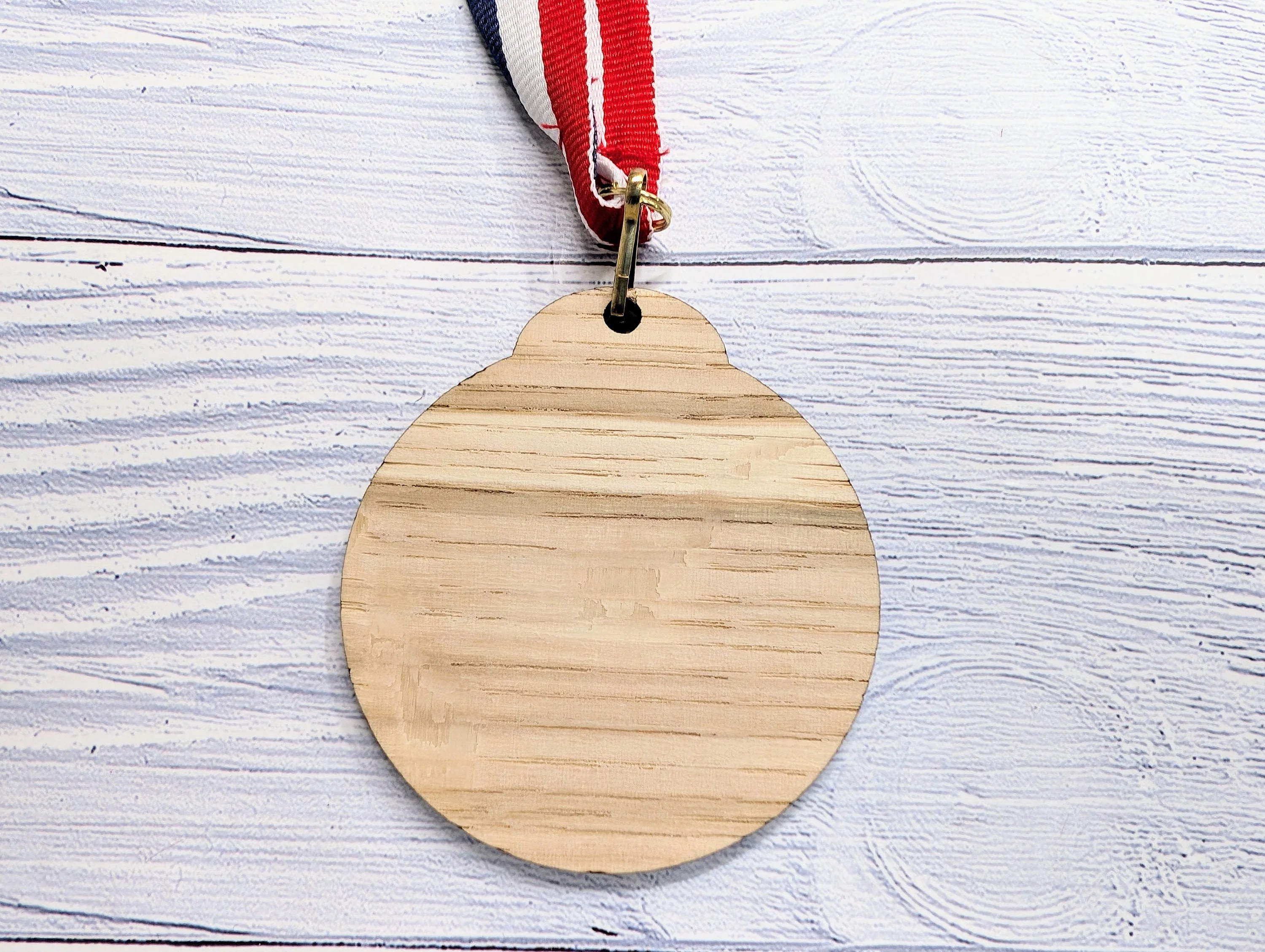 Best Nain & Best Taid Medals - Oak Veneer Welsh Grandparent Awards, Heartfelt Gift - Handmade in Wales - Image 7