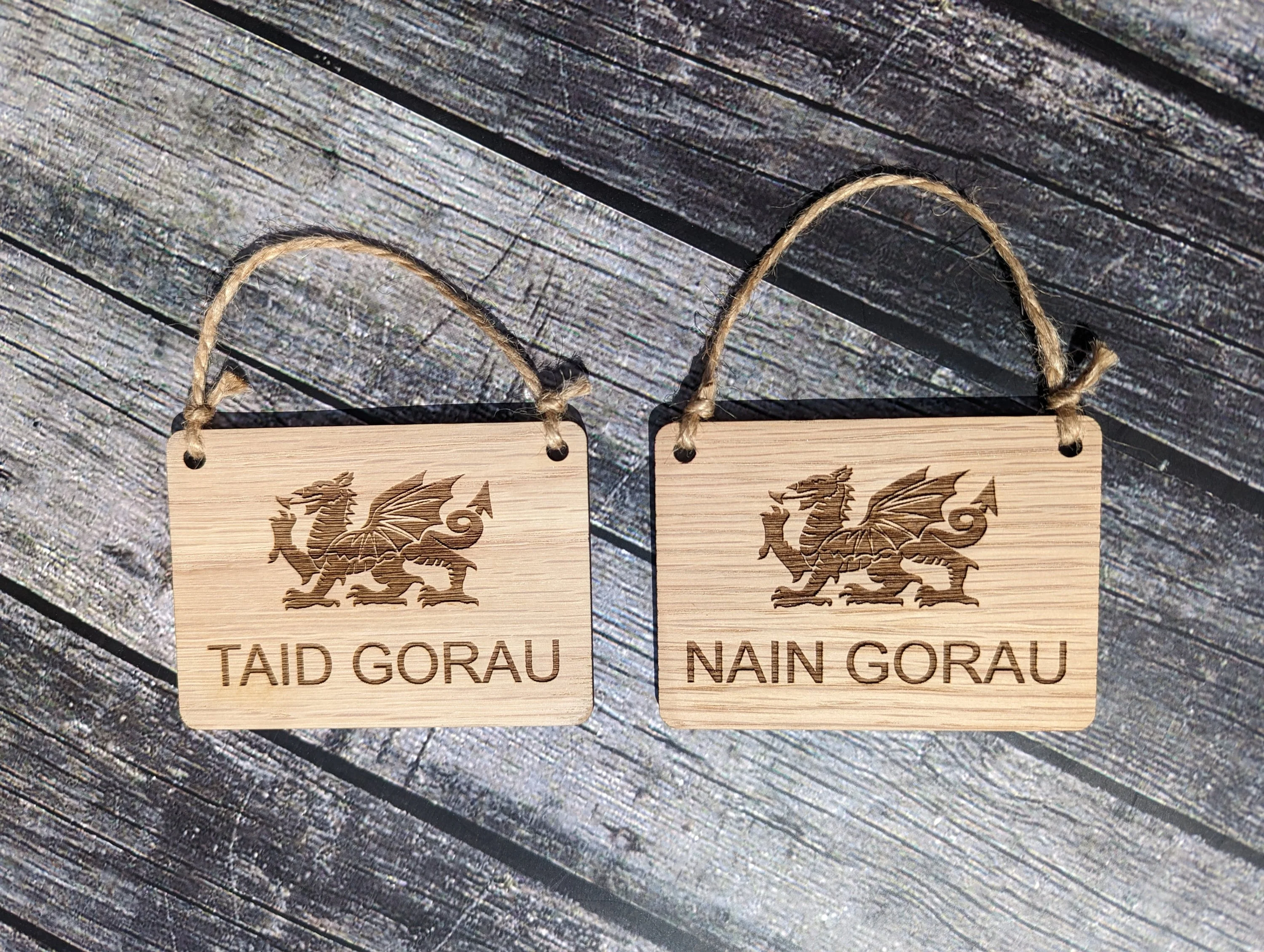 Best Nain, Nain Gorau, Best Taid, & Taid Gorau Sign, Wooden Hanging Sign, Birthday Gift, Welsh Gift, Fathers Day Gift - Image 2