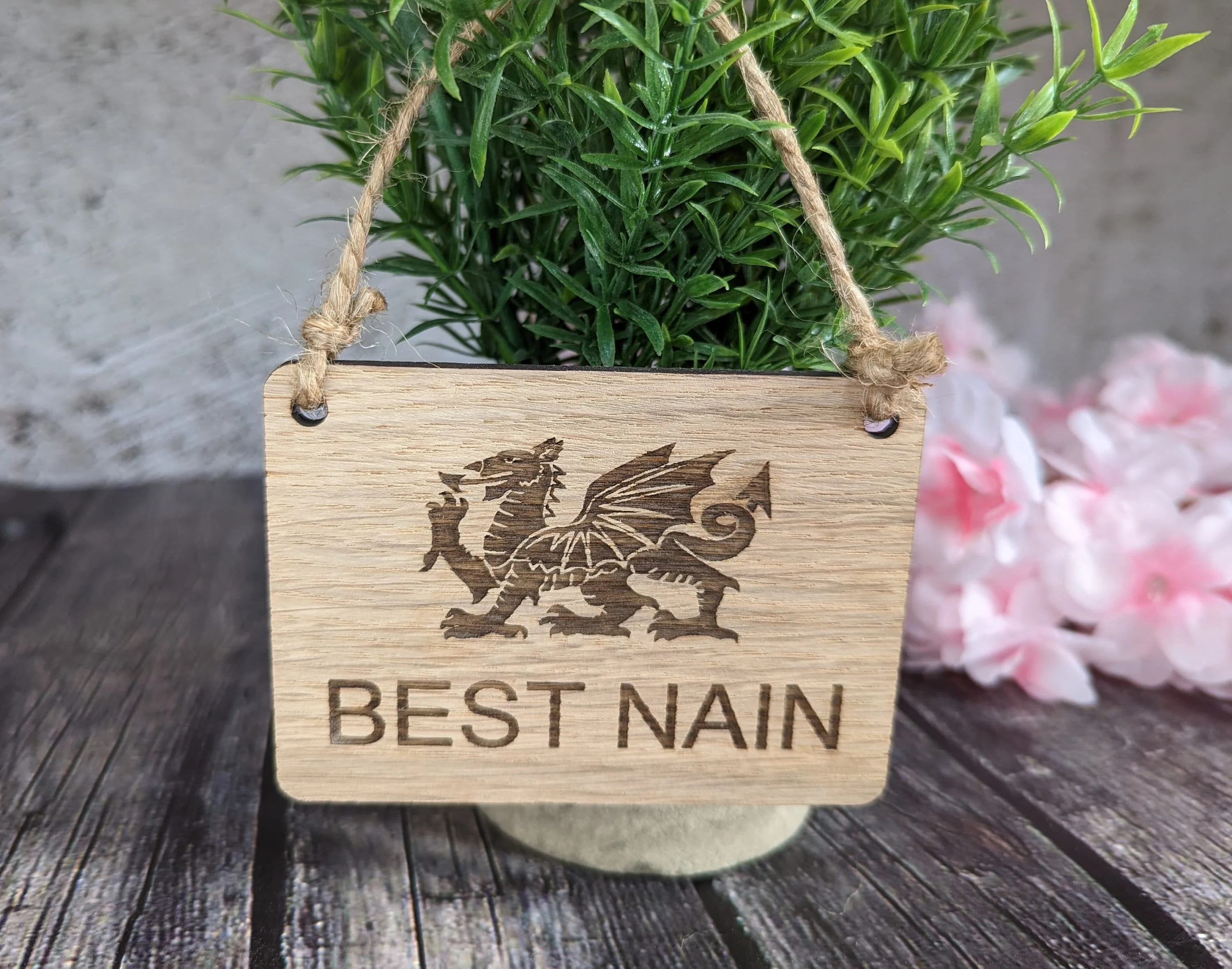 Best Nain, Nain Gorau, Best Taid, & Taid Gorau Sign, Wooden Hanging Sign, Birthday Gift, Welsh Gift, Fathers Day Gift - Image 4