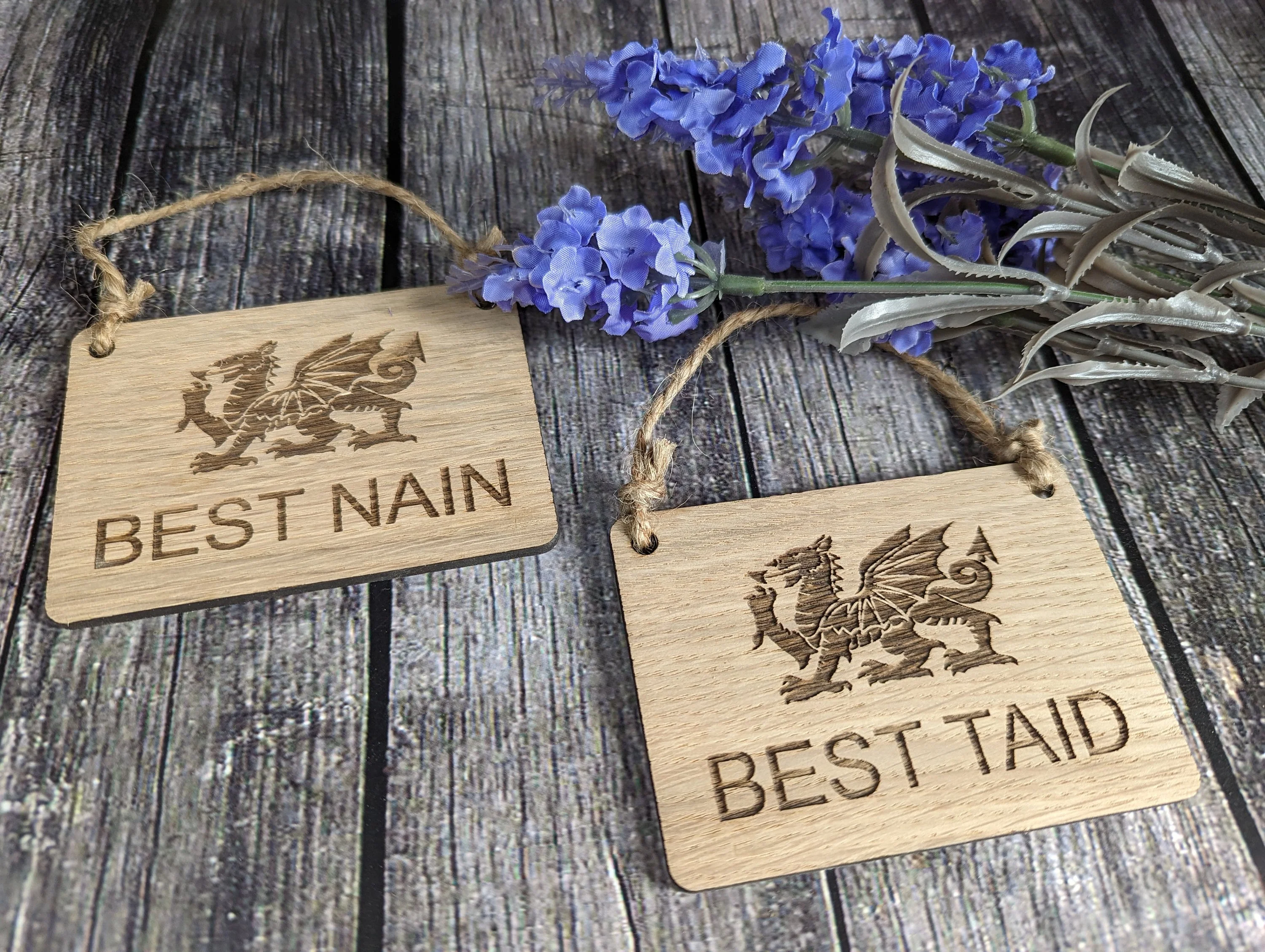 Best Nain & Taid Sign, Wooden Hanging Sign, Birthday Gift, Welsh Gift, Fathers Day Gift - Image 4