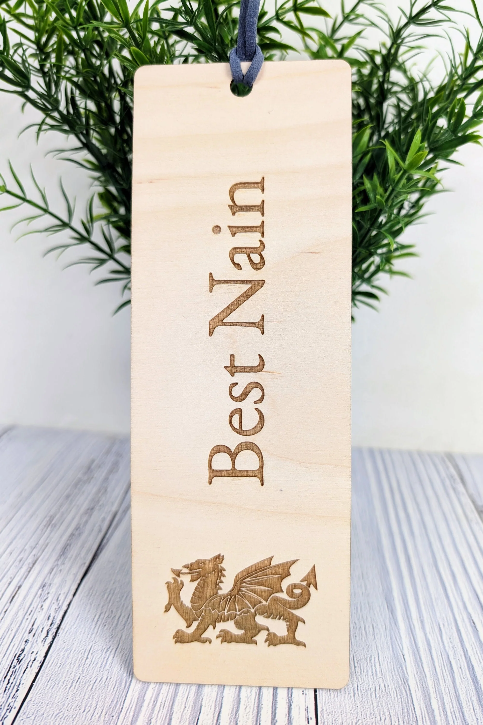 Best Nain - Welsh Dragon Engraved Wooden Bookmark - Image 3