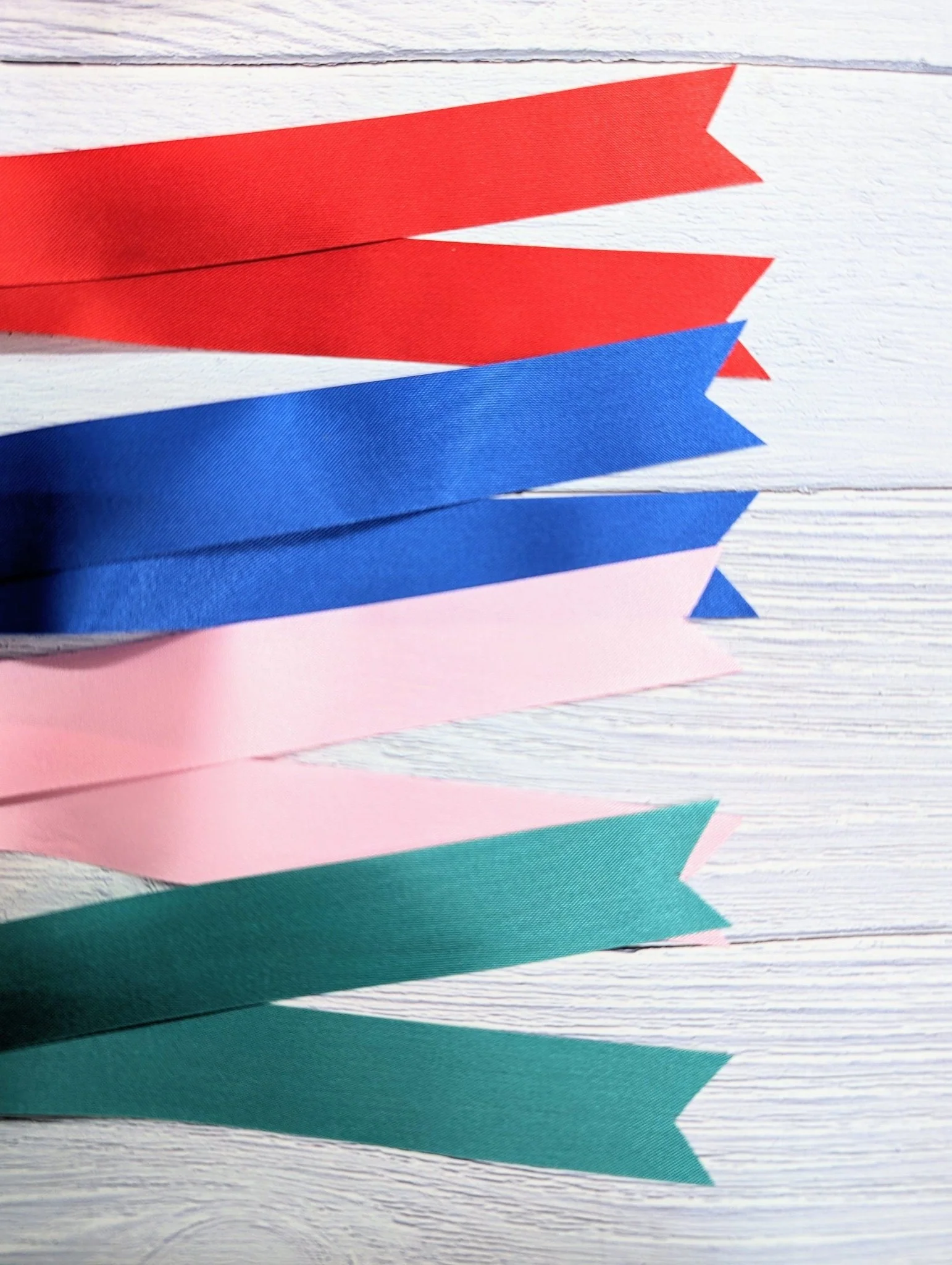 Best Taid & Nain Wooden Rosettes - Handcrafted Welsh Grandparent Gifts | Eco-Friendly Oak Veneer MDF, Customisable Keepsakes - Image 5