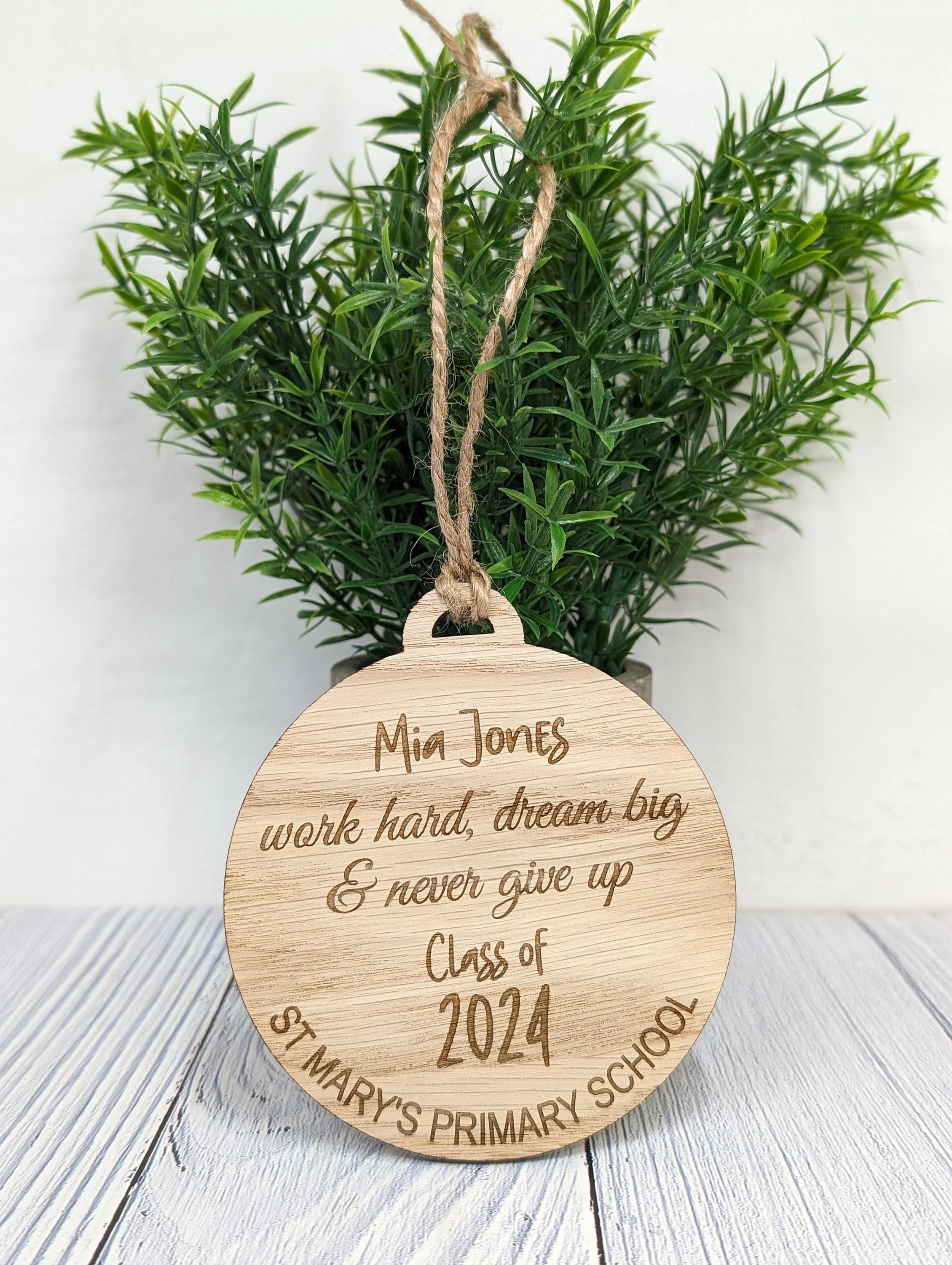 Custom Student Recognition Bauble - End of Year/Term Gift, Bespoke Wooden Ornament with Personalised Name, Message, School, & Year - Image 6