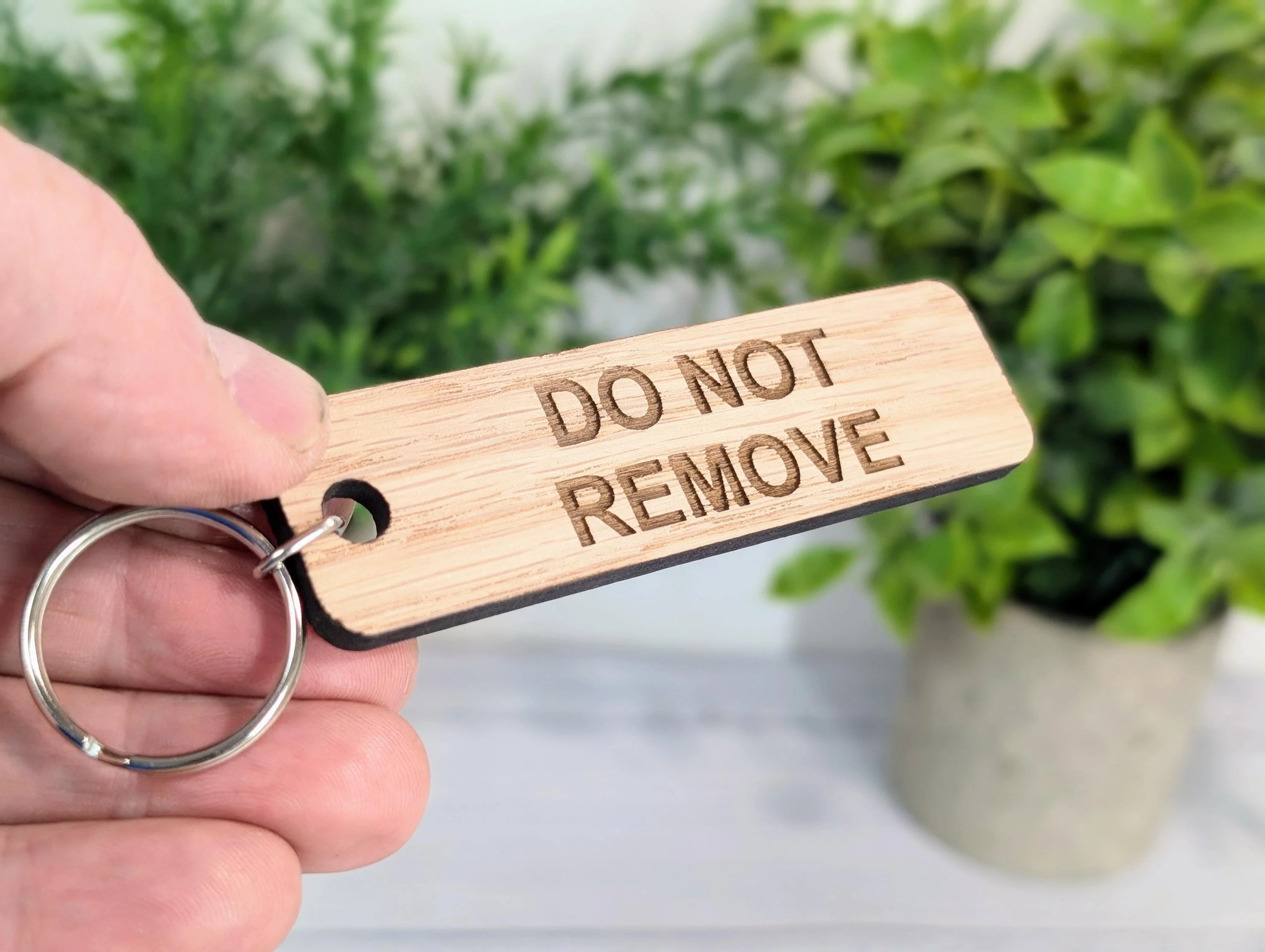 Oak 'Do Not Remove' Keyring: Sustainable Wood, Handmade in Wales - Image 2