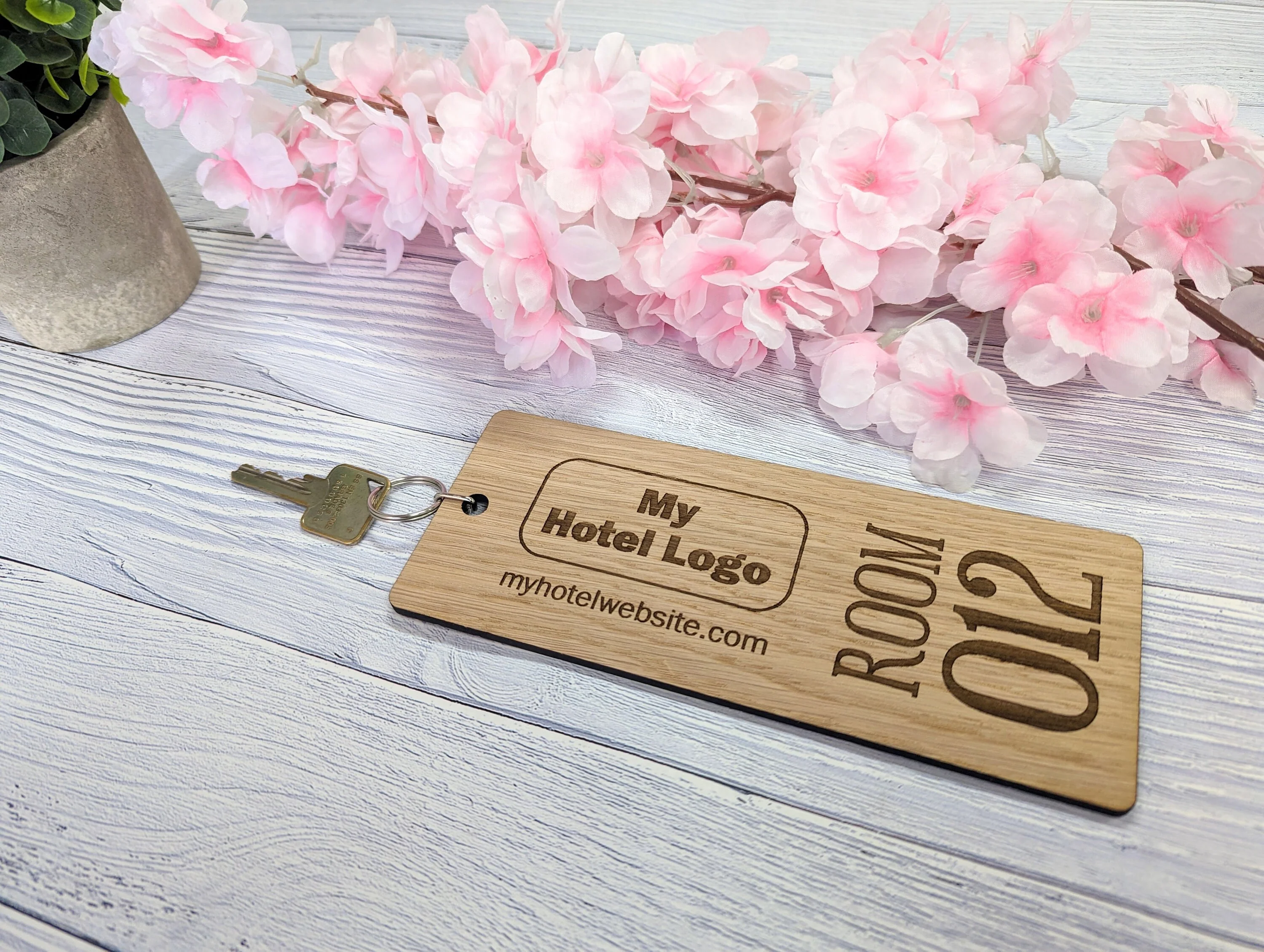 Extra-Large 200x80mm Wooden Hotel Keyrings - Customisable with Hotel Name/Logo & Room Number - Ideal for Luxury Hotels - Image 6