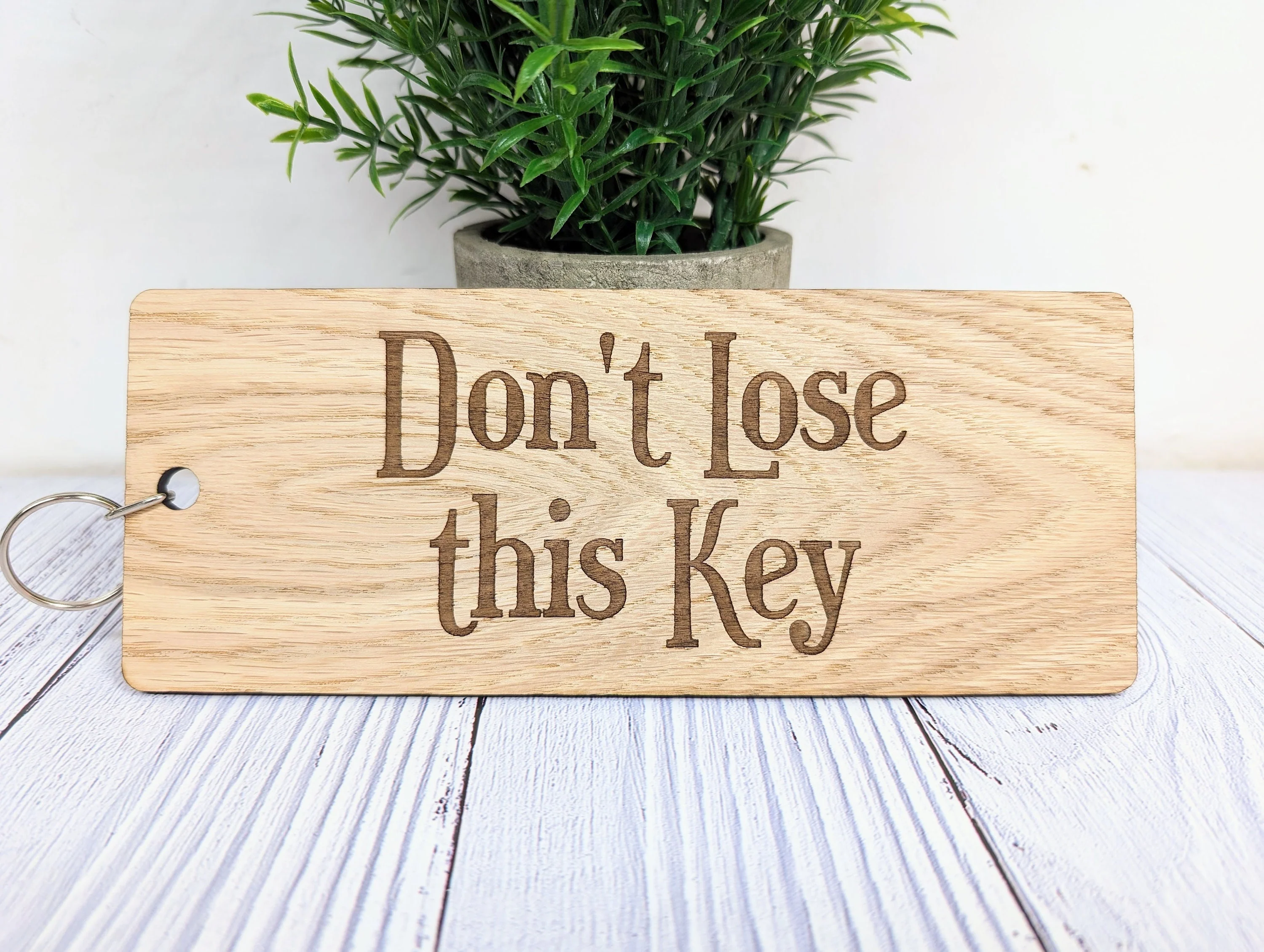 Extra-Large 200x80mm Wooden Keyring with 'Don't Lose This Key' Message - Ideal for Important Keys or Habitual Key Losers - Image 7