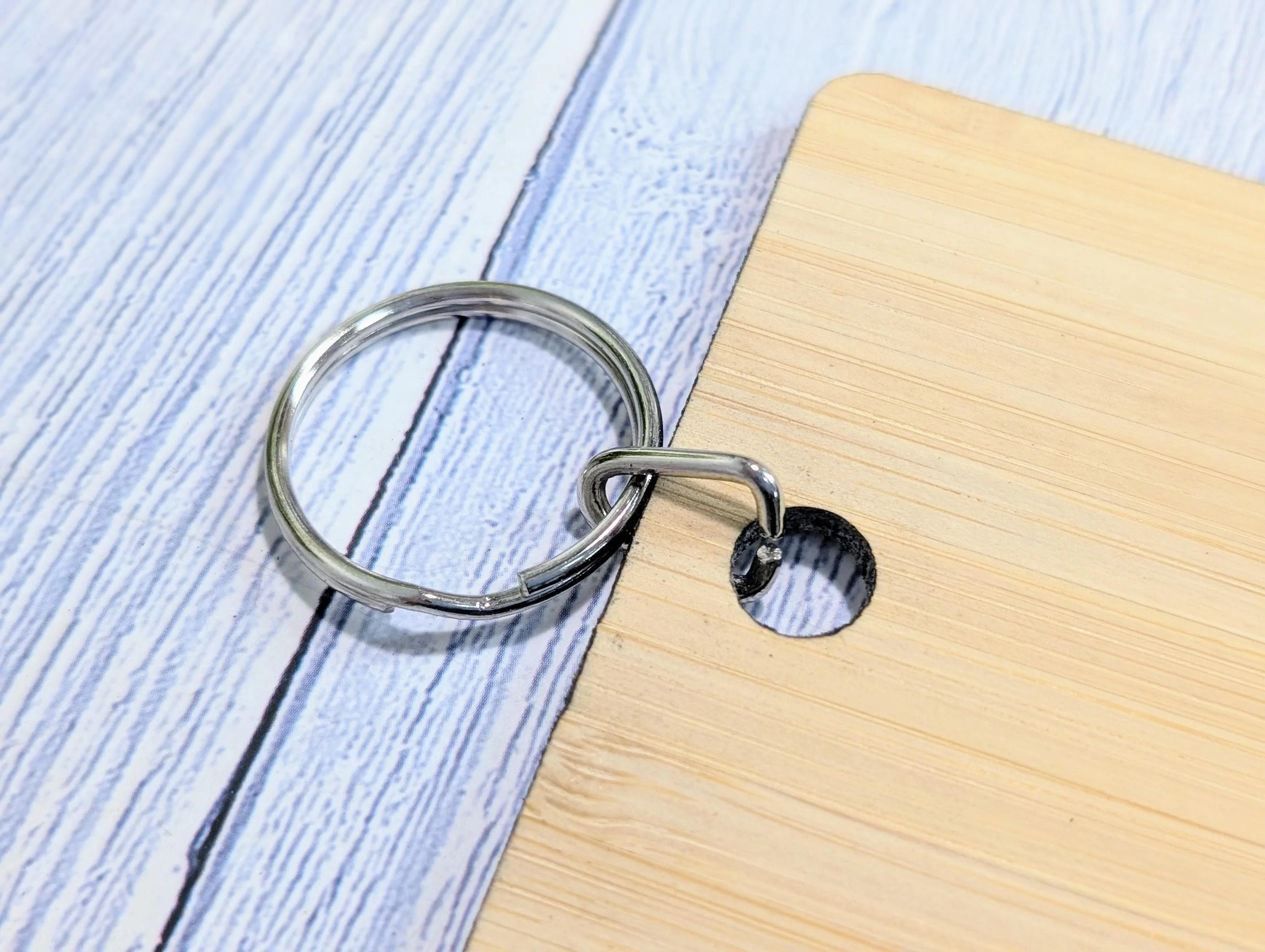 Extra-Large Bamboo Keyring, Personalised Gift, 200x80mm - Ideal for First Car, New Home, or Those Who Misplace Keys, Eco-Friendly - Image 5