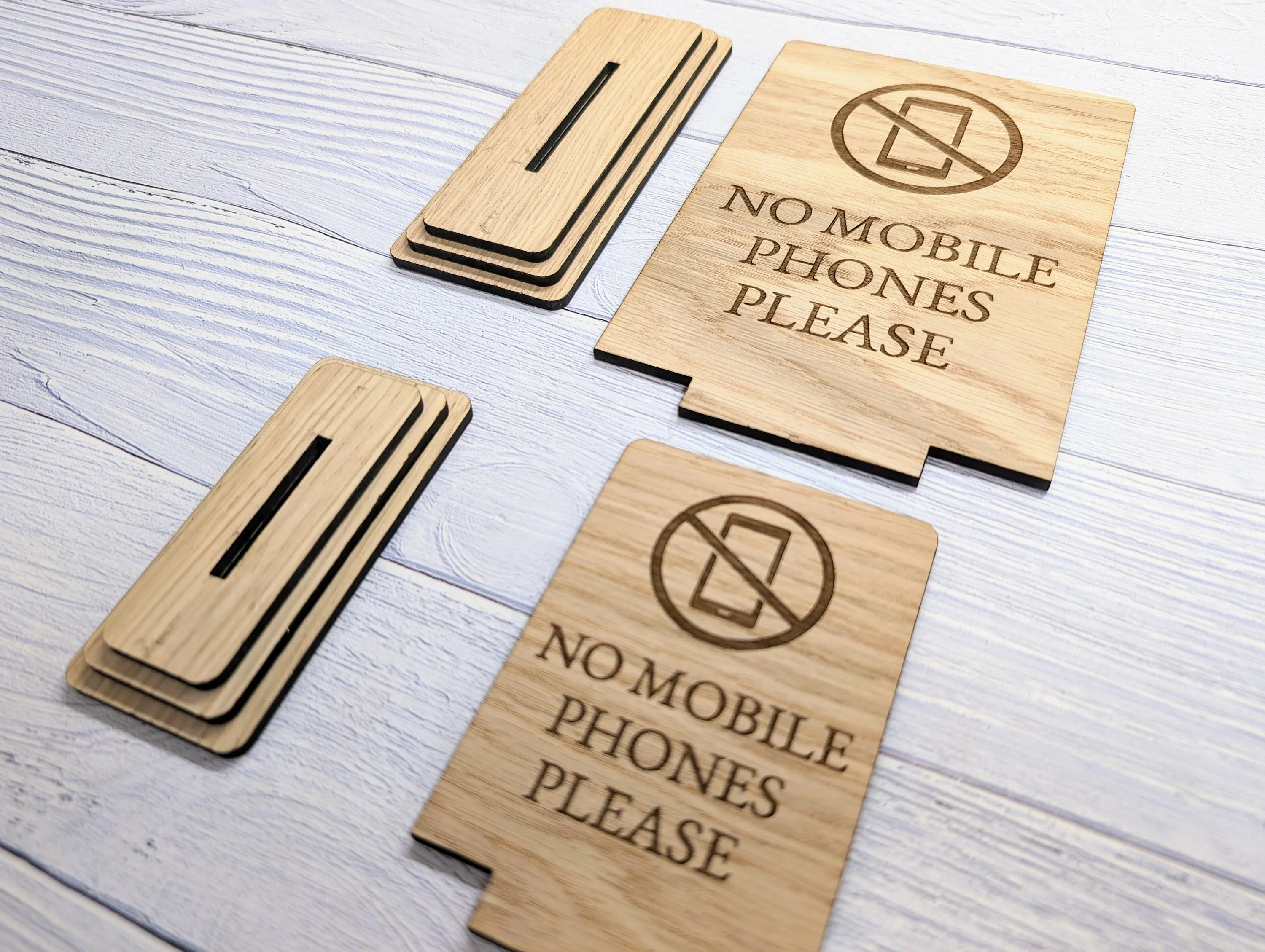 Freestanding "No Mobile Phones Please" Wooden Table Sign, Oak Finish, Ideal for Cafes, Restaurants & Public Spaces etc, 2 Sizes, Signage - Image 3
