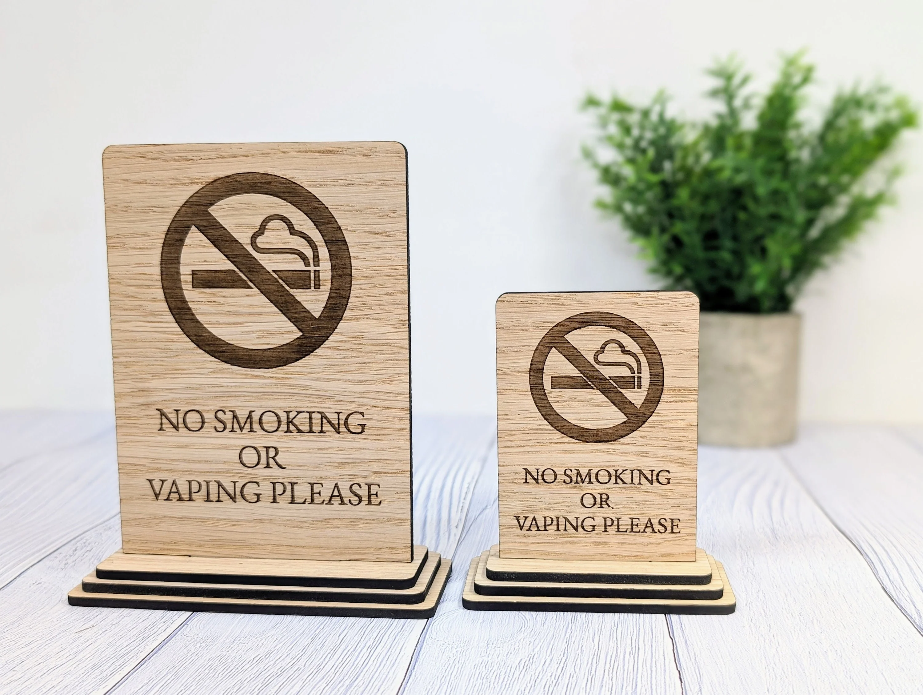Freestanding "No Smoking or Vaping Please" Wooden Table Sign, Oak Finish, Ideal for Cafes, Restaurants & Public Spaces etc, 2 Sizes, Signage - Image 4