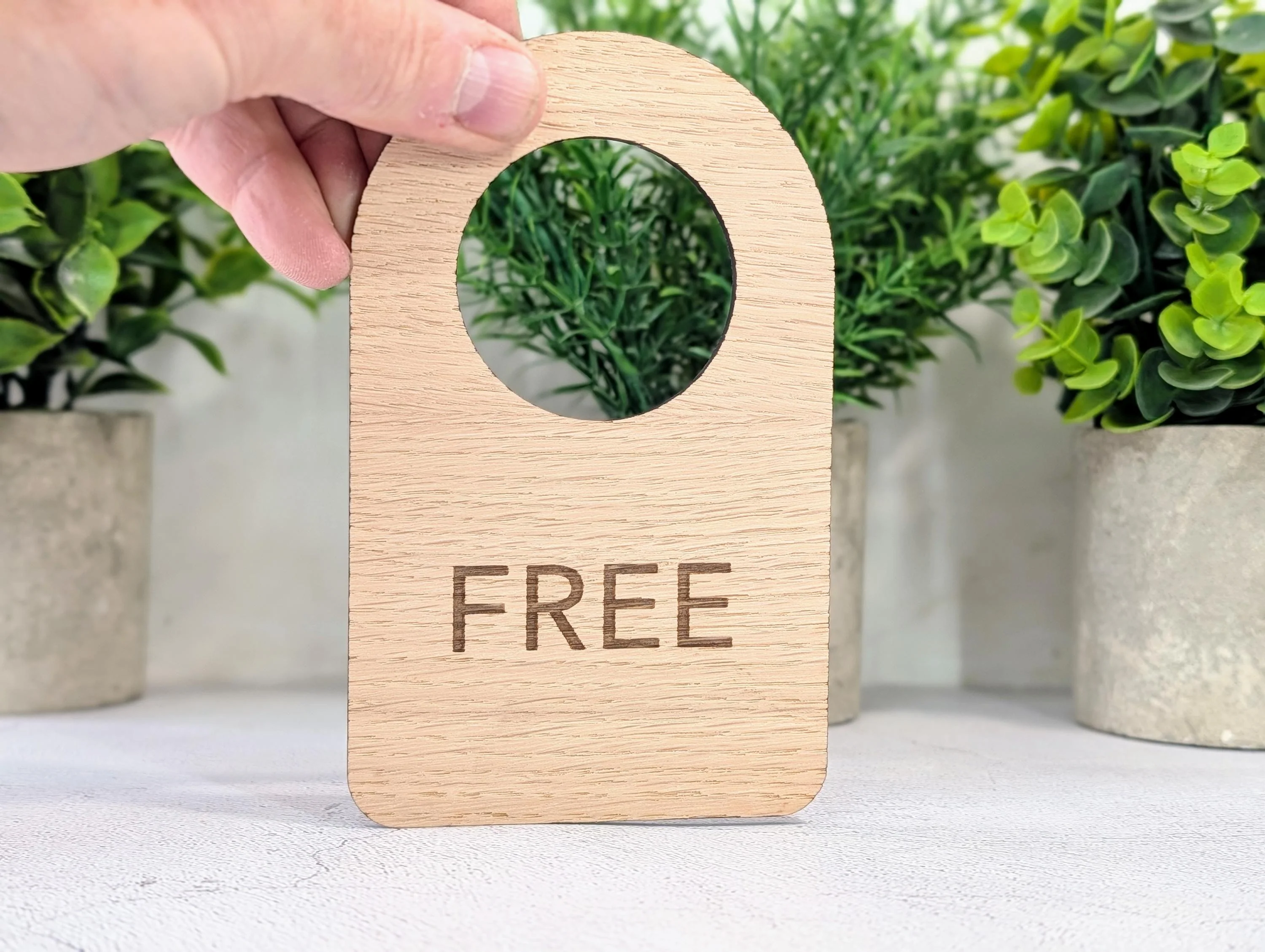 In Use / Free - Door Hanger – Double-Sided Oak Veneered Sign, Slip-Over Handle, Eco Friendly Wood, Made in Wales, Plastic-Free Packaging - Image 2