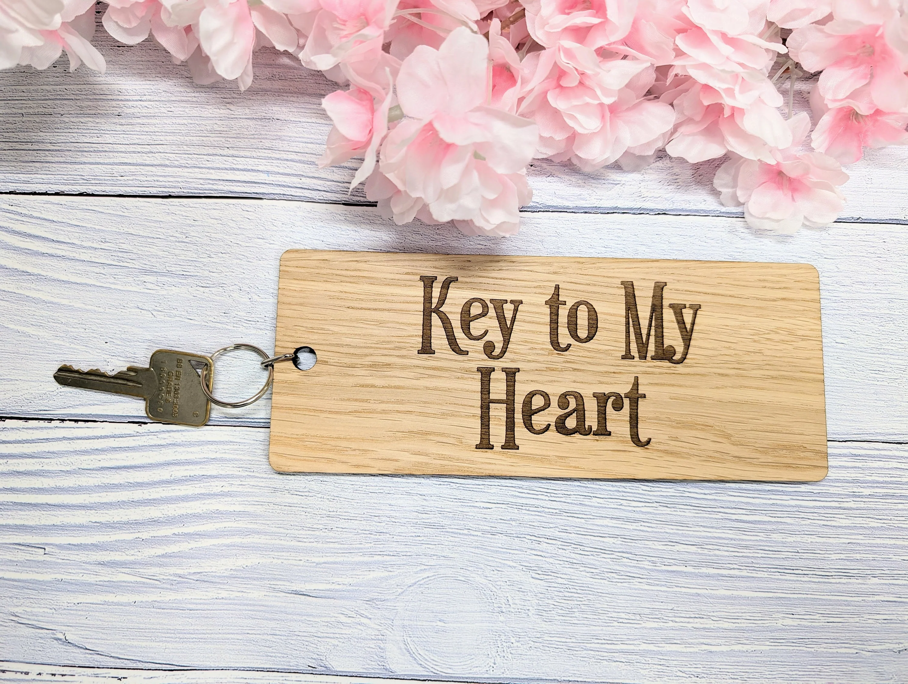 Key to my Heart - Wooden Keyring - Extra-Large 200x80mm – Romantic Oak Key Accessory, Love Gift - Image 2
