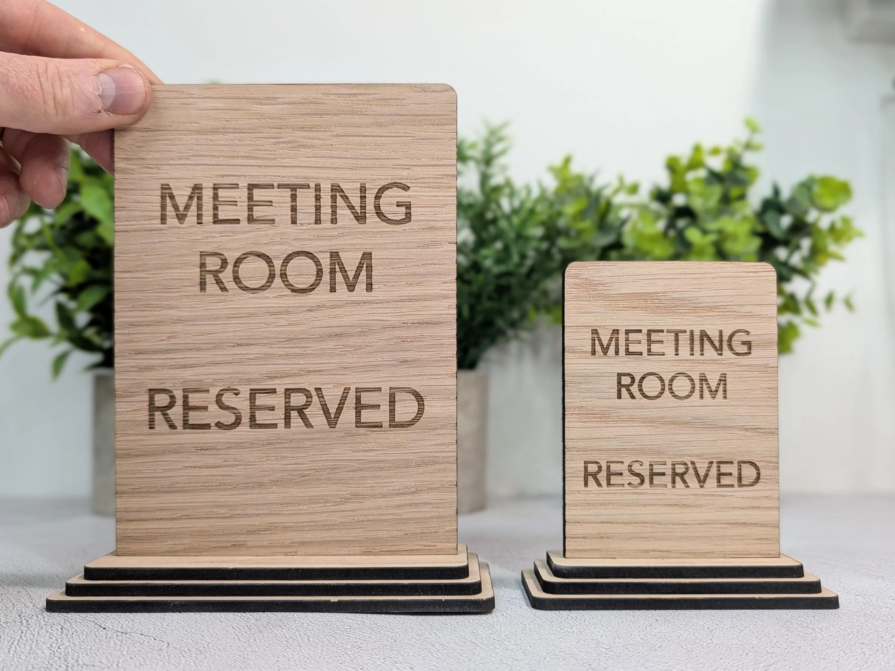 Meeting Room Reserved Sign – Wooden Table Sign, Single or Double Sided | Oak Veneer, Professional Office Display, Personalisation Option - Image 3