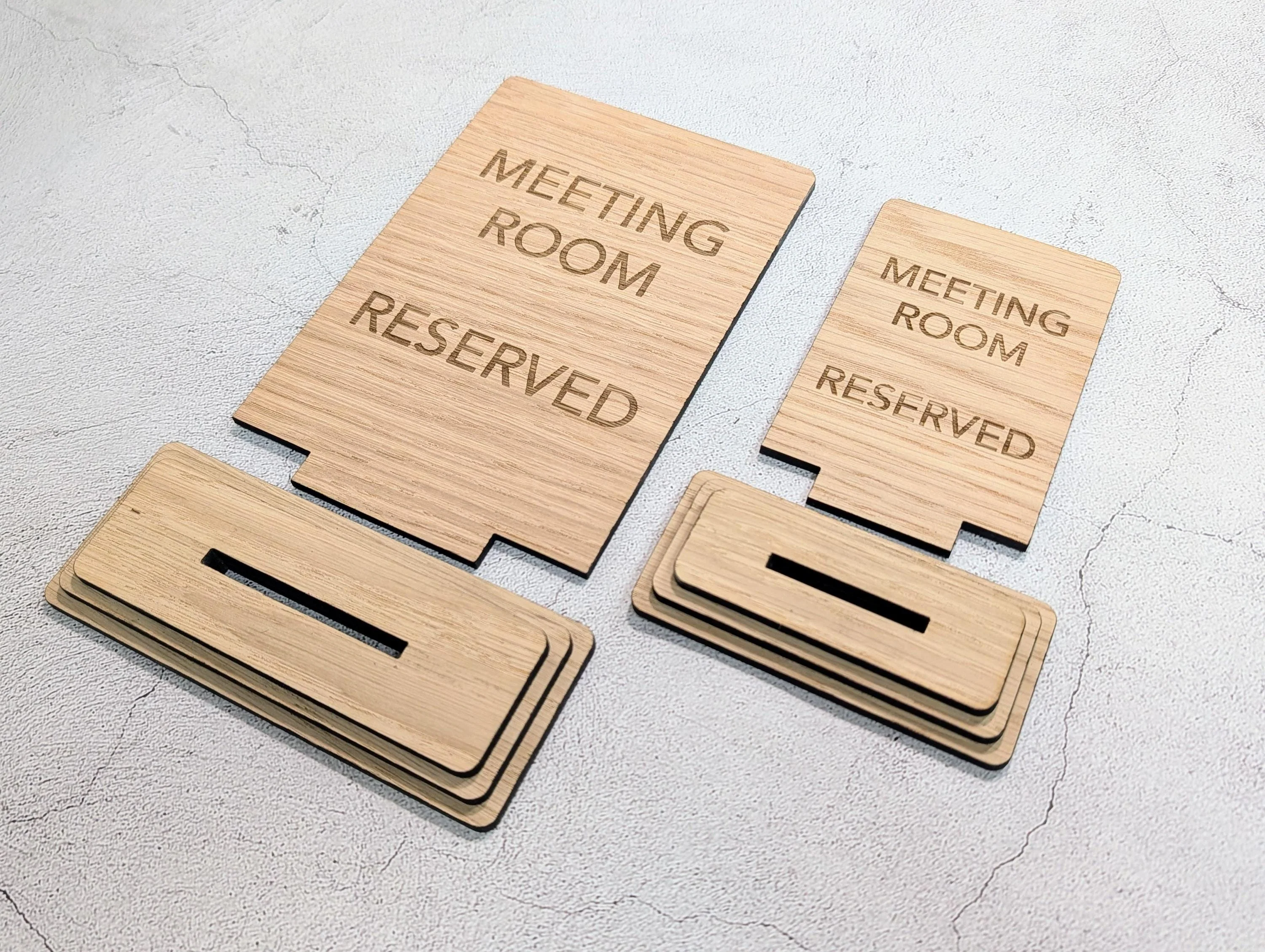 Meeting Room Reserved Sign – Wooden Table Sign, Single or Double Sided | Oak Veneer, Professional Office Display, Personalisation Option - Image 6