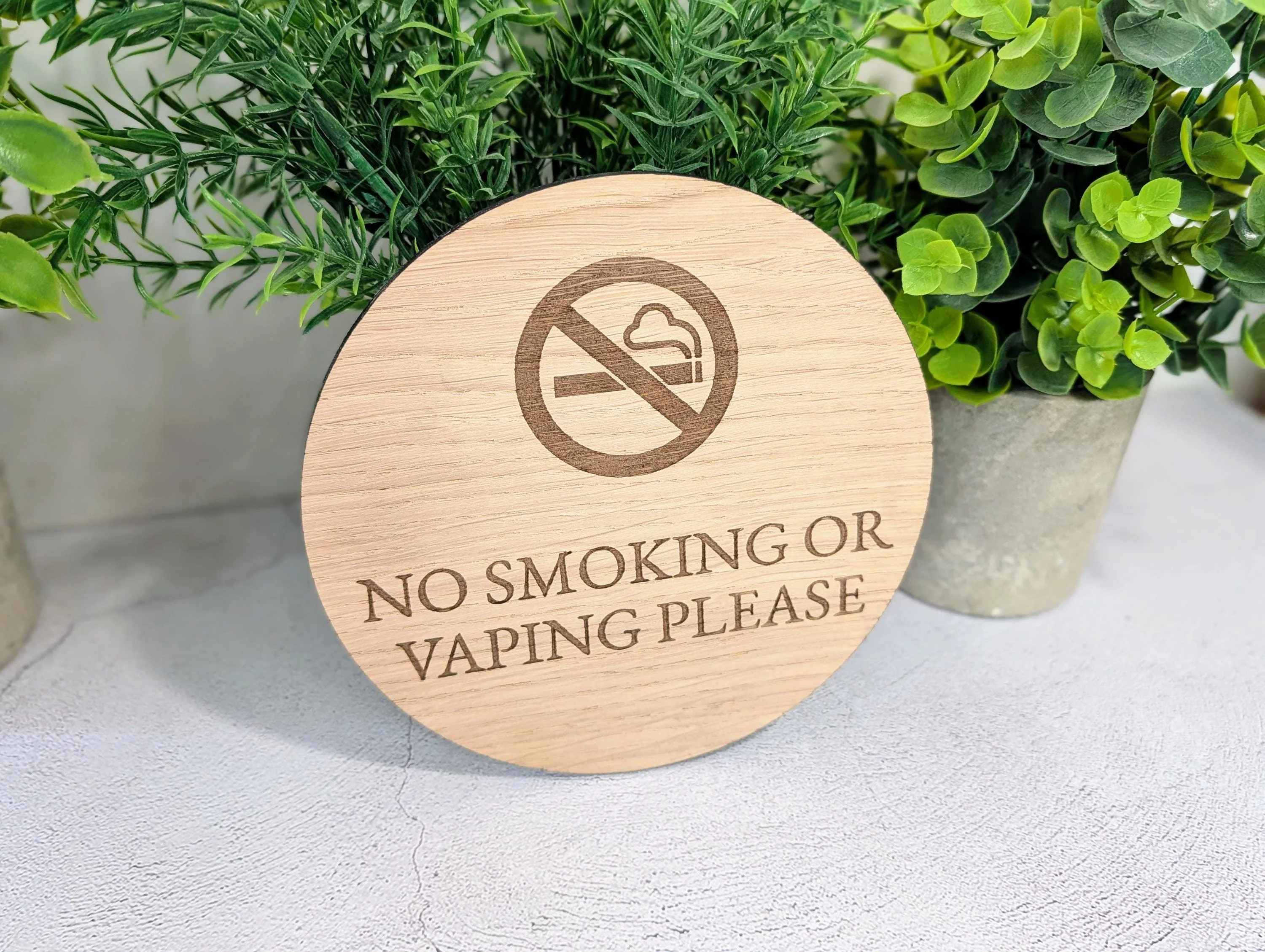 No Smoking or Vaping Sign – Circular Oak Veneered Door or Wall Sign for Business Use, Indoor Only, Plastic-Free Packaging - Image 2