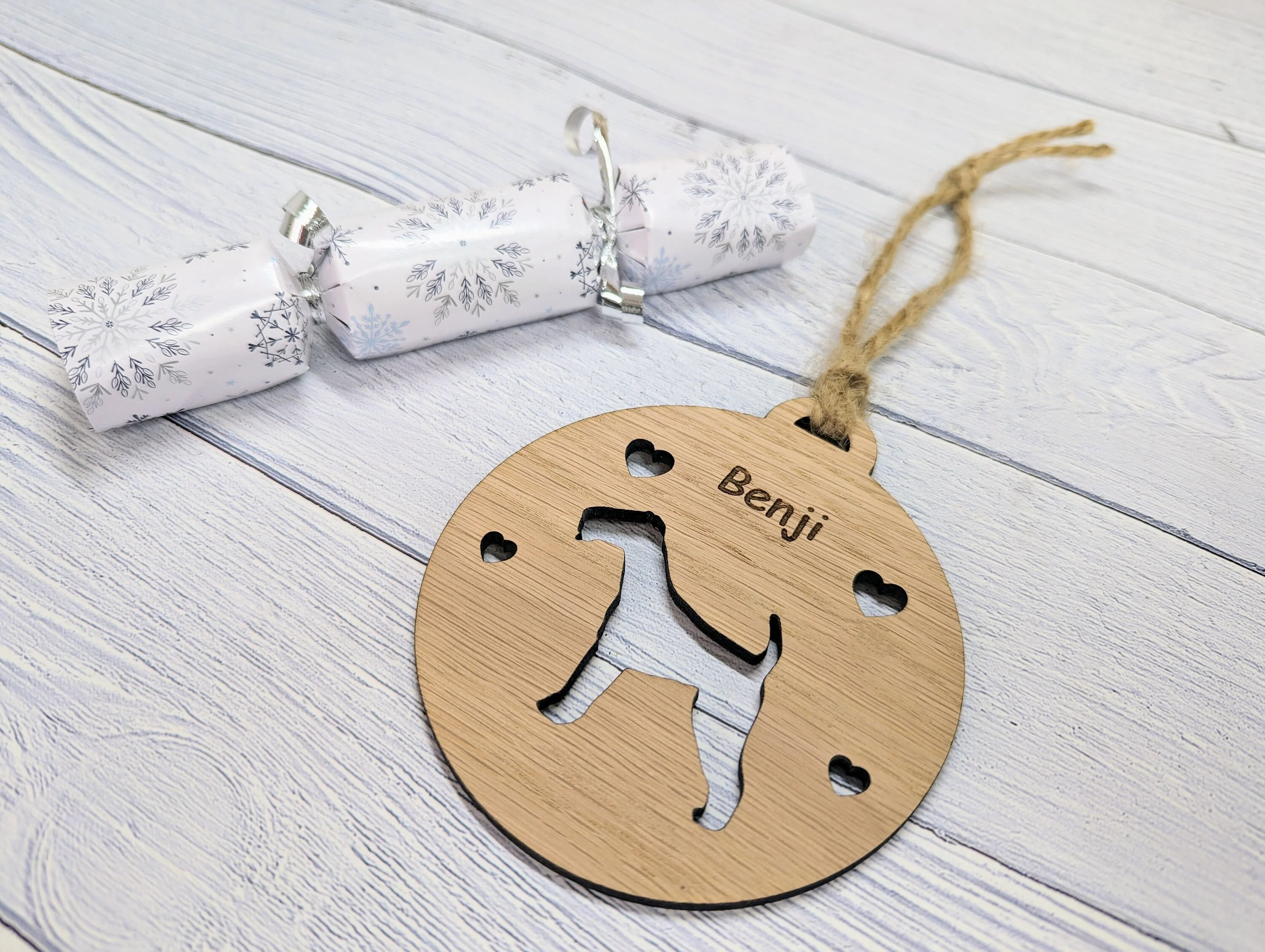Personalised Airedale Terrier Christmas Bauble in Oak Veneer MDF - Rustic Jute String - Stars or Hearts Cut-Out - Airedale Terrier Gift - Image 3