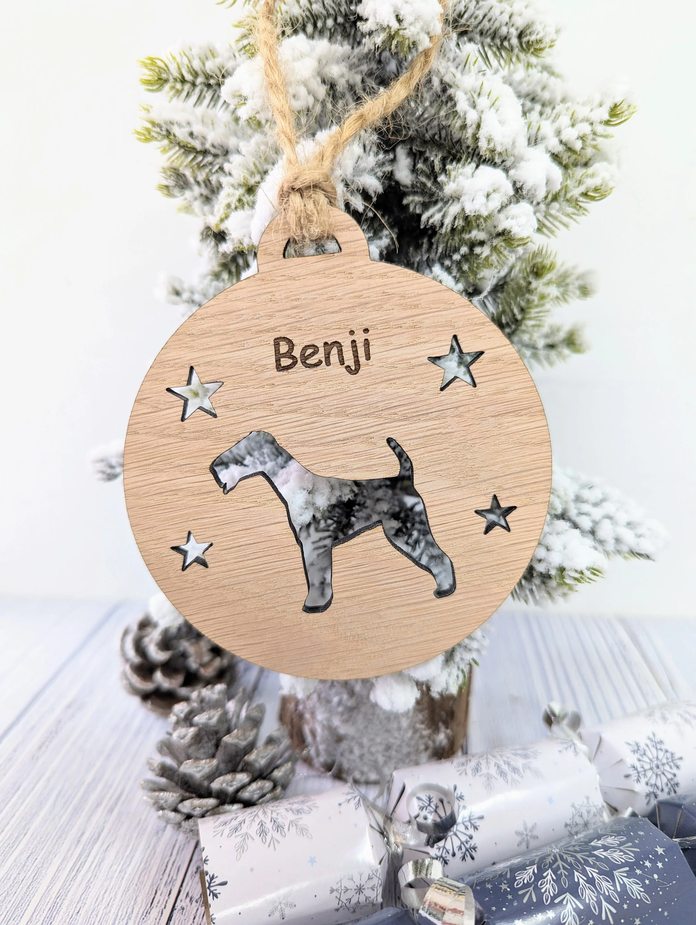 Personalised Airedale Terrier Christmas Bauble in Oak Veneer MDF - Rustic Jute String - Stars or Hearts Cut-Out - Airedale Terrier Gift - Image 7