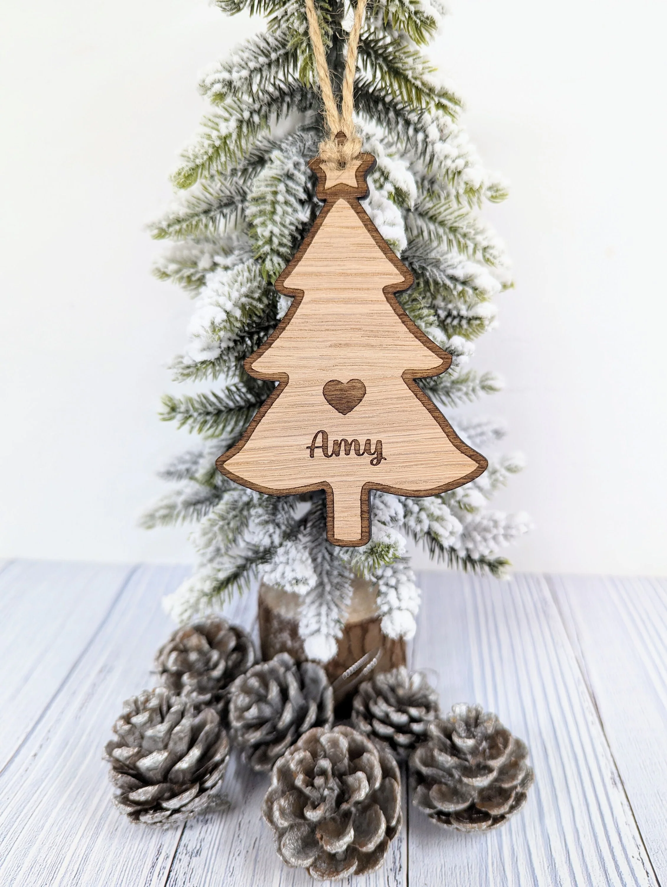 Personalised Christmas Tree-Shaped Bauble with Engraved Heart and Star - Oak Veneer - Image 5