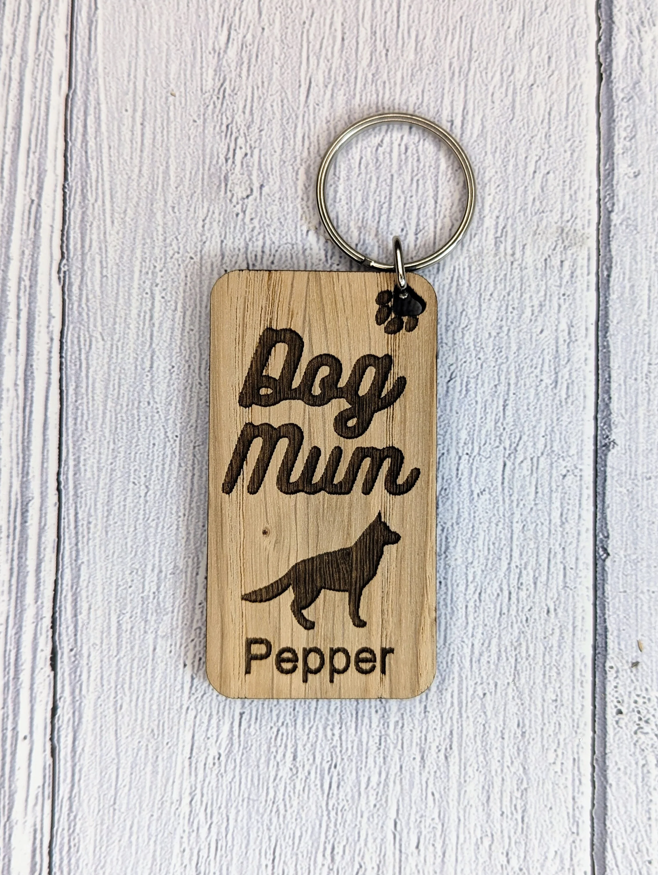 Personalised German Shepherd Dog Mum Wooden Keyring | Oak Dog Keychain | Gift For German Shepherd Parent | Doggy Key Tag Gift - Image 4