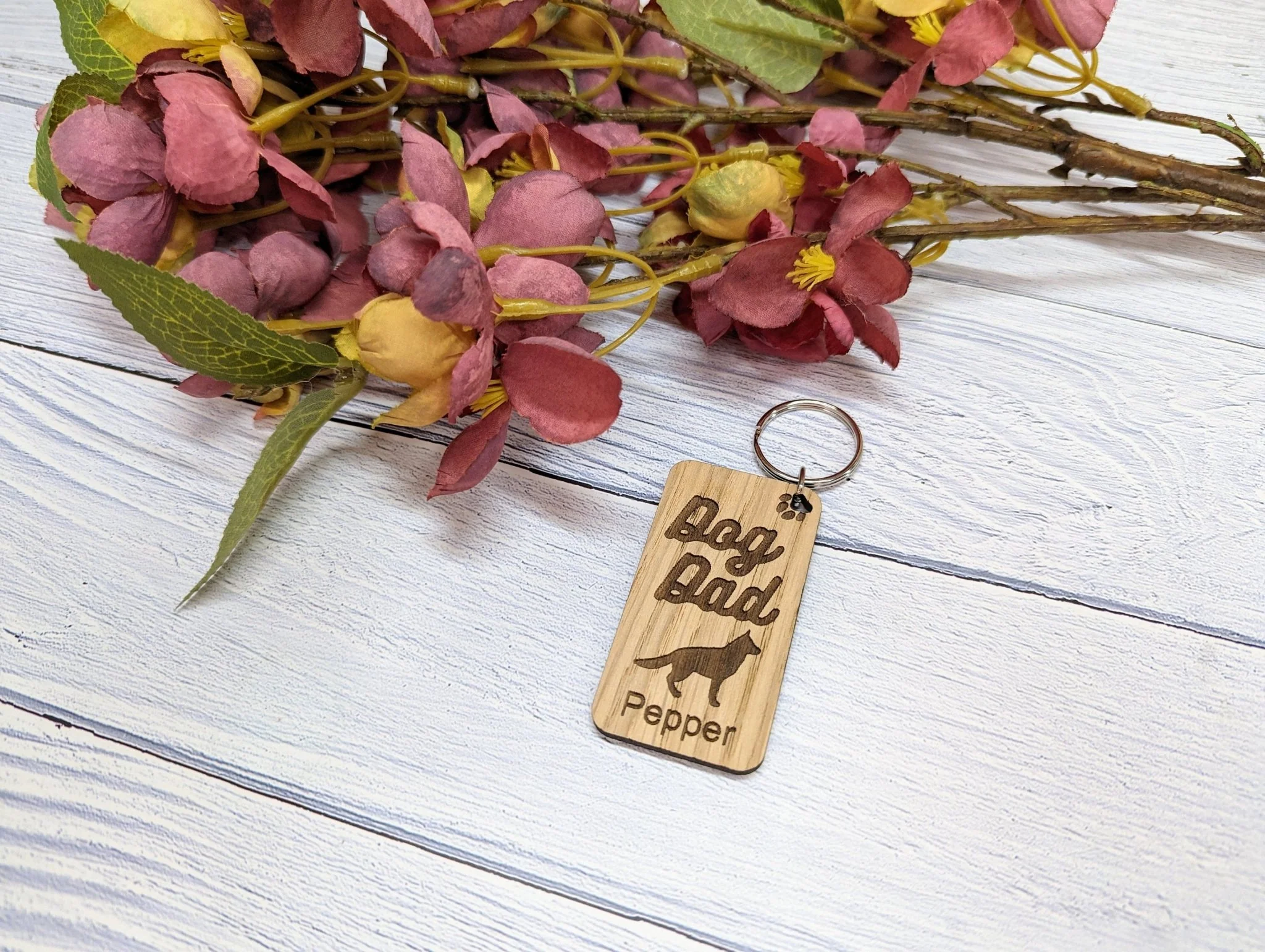 Personalised German Shepherd Dog Parent Wooden Keyring - Custom Oak Keychain - Unique Gift for German Shepherd Lovers - Image 3