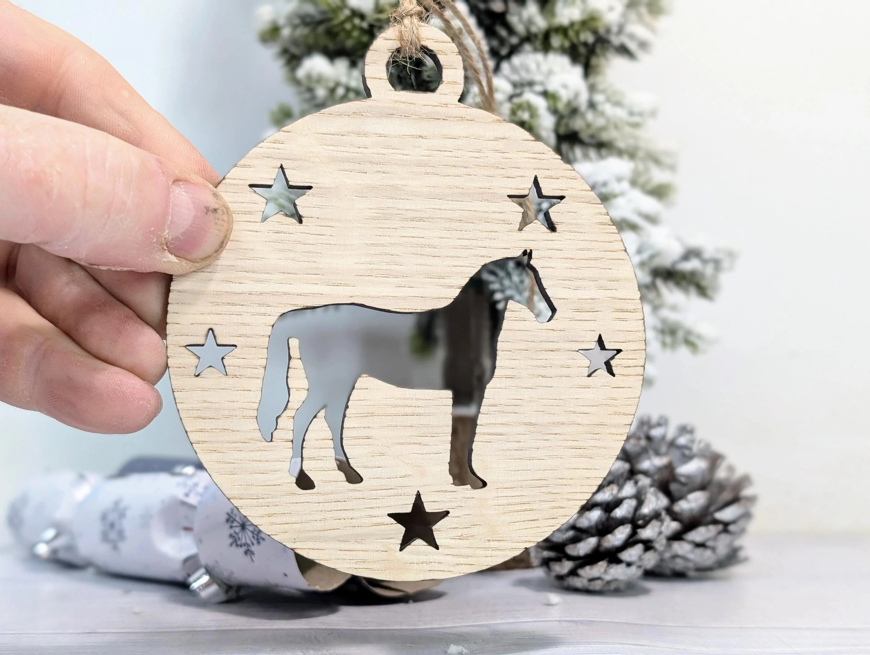 Personalised Horse Bauble - Custom Wooden Gift for Pony Lovers | Equine Christmas Bauble | Oak Veneered Xmas Decoration - Image 3