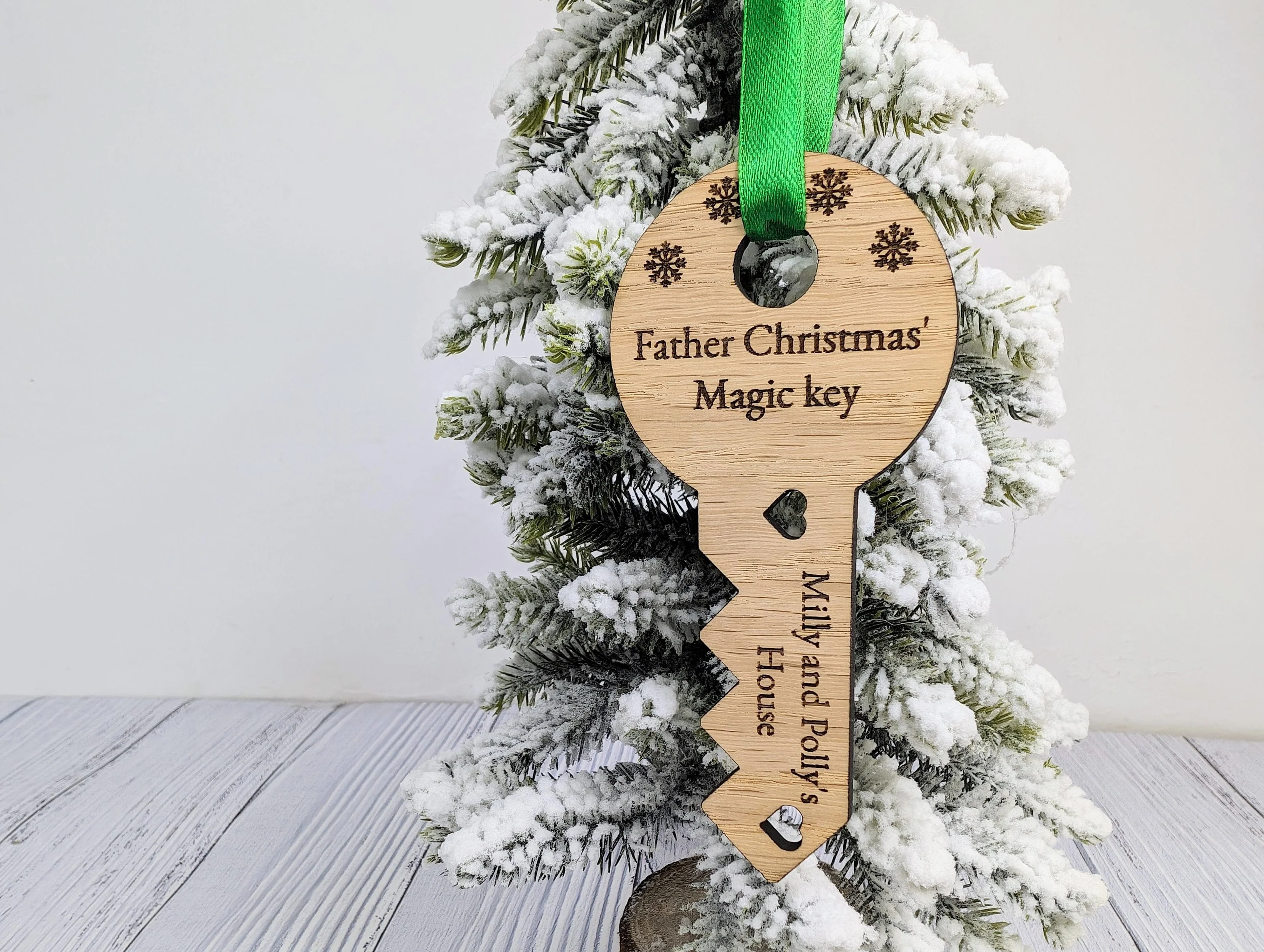 Personalised Oak Father Christmas Magic Key - Custom Kids' Names, Festive Decor - Image 2
