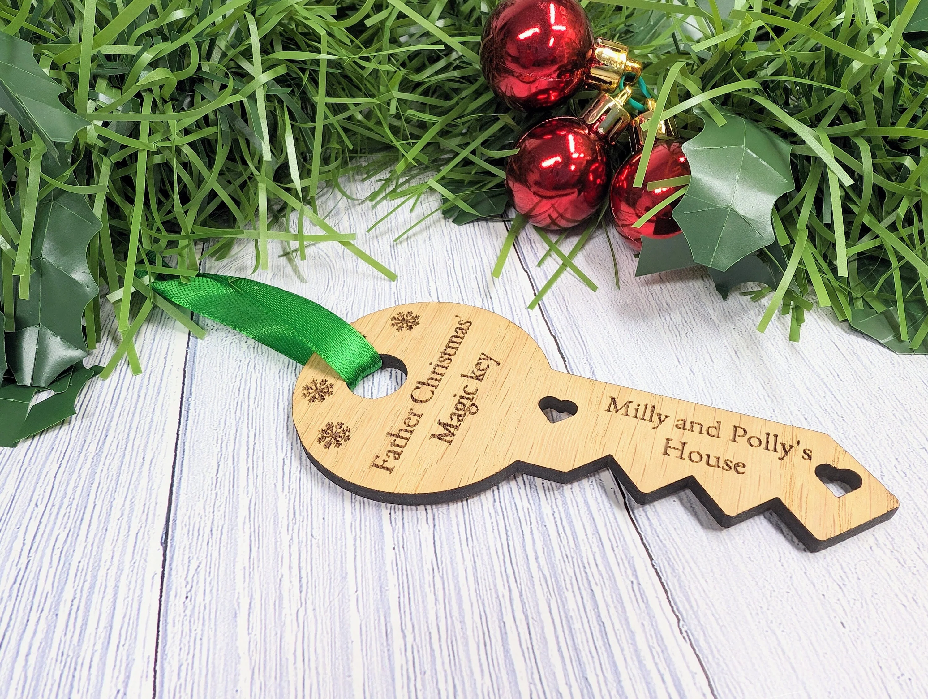 Personalised Oak Father Christmas Magic Key - Custom Kids' Names, Festive Decor - Image 7