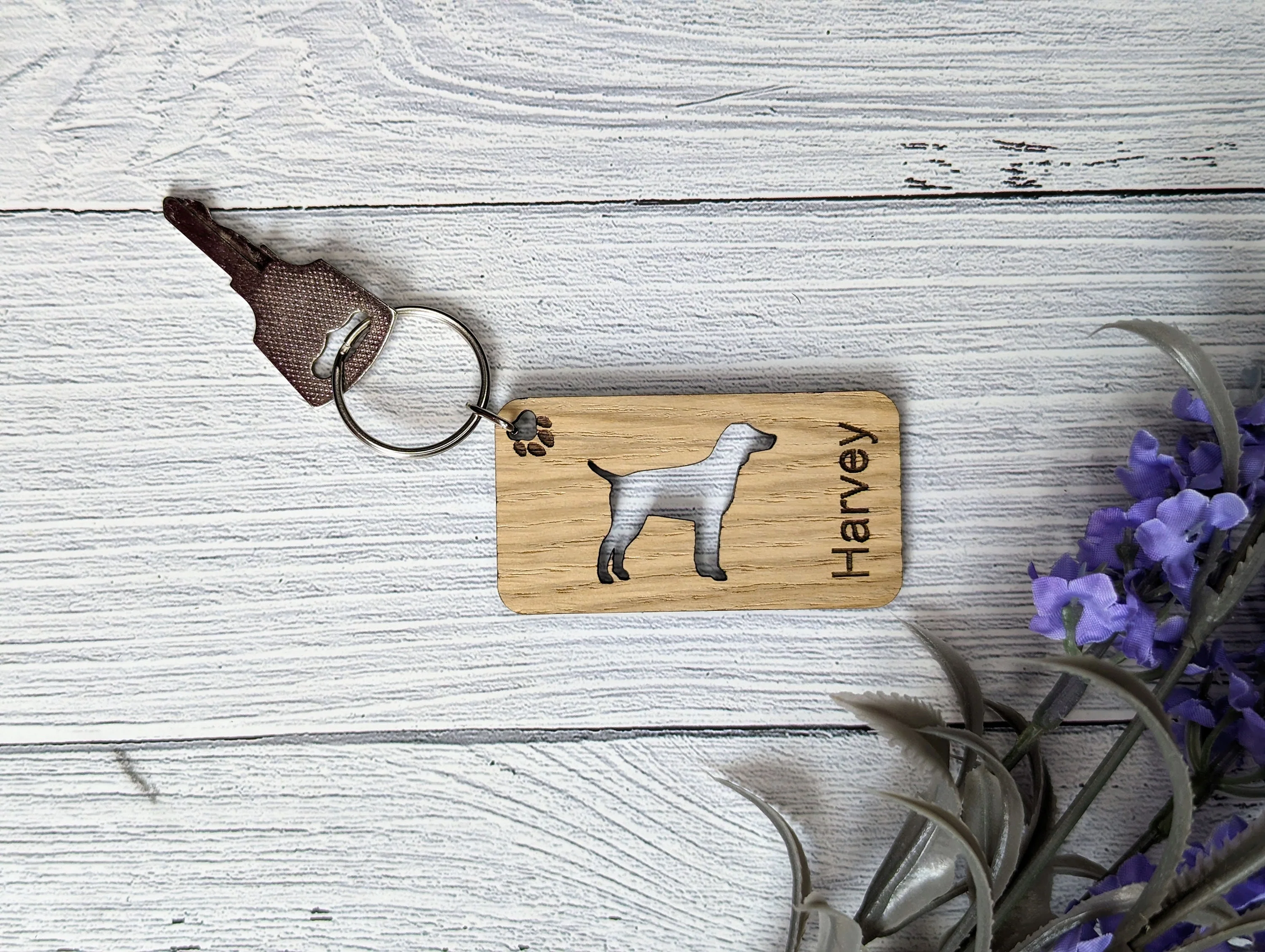 Personalised Pointer Dog Wooden Keyring | Oak Dog Keychain | Gift For English Pointer Parent | Doggy Key Tag Gift - Image 2