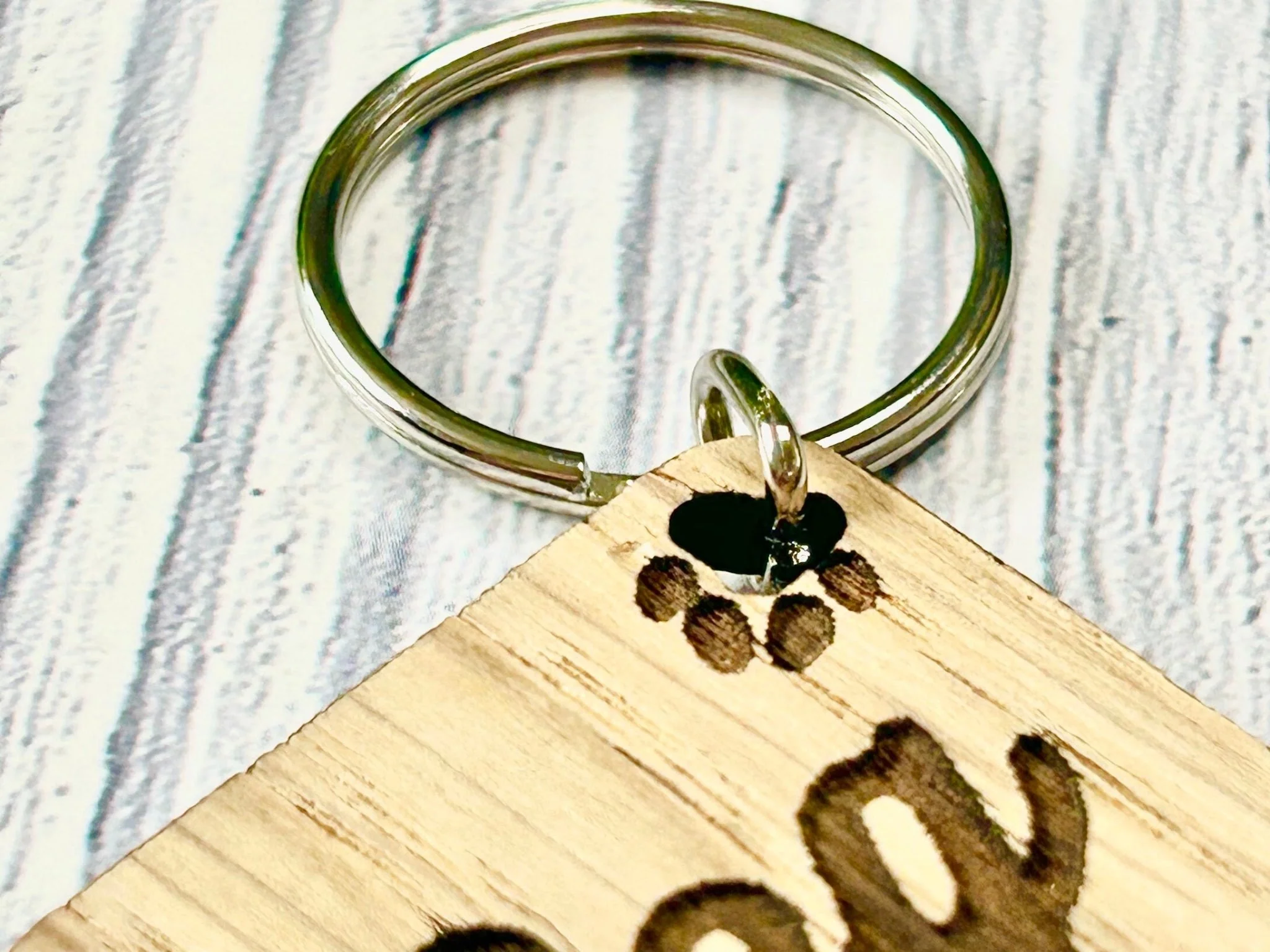 Personalised Shar Pei Dog Parent Wooden Keyring - Custom Oak Keychain - Unique Gift for Shar Pei Lovers - Image 2