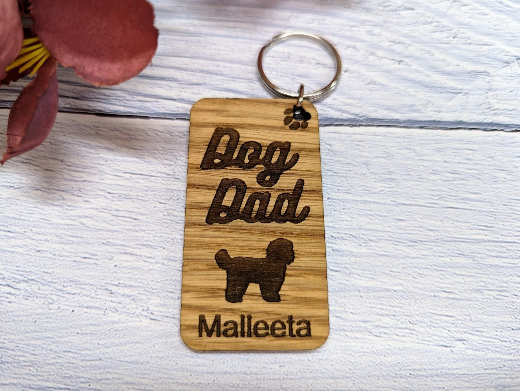 Personalised Shih Tzu Dog Parent Wooden Keyring - Custom Oak Keychain - Unique Gift for Shih Tzu Lovers