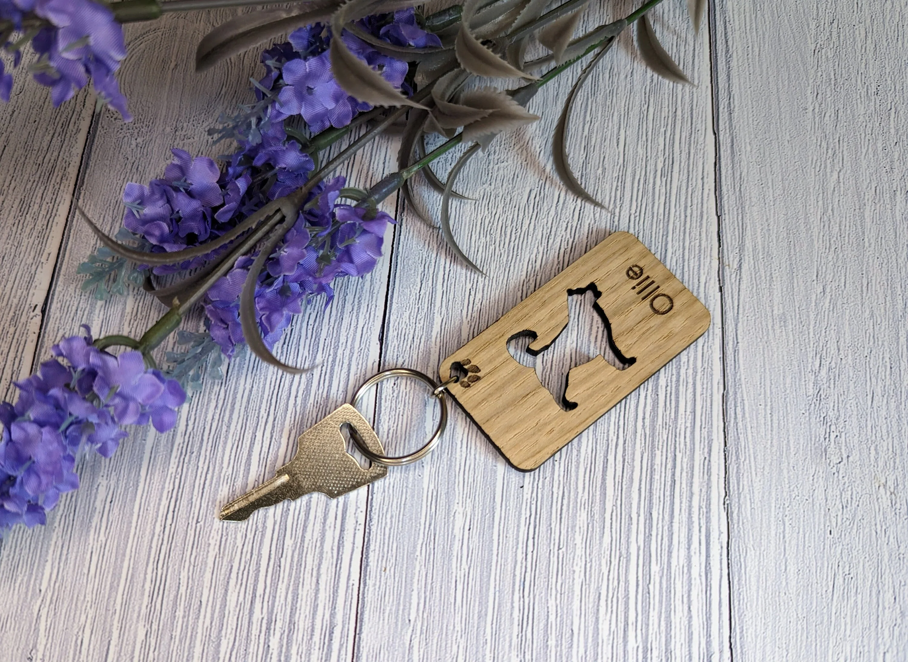 Personalised Siberian Husky Wooden Keyring | Oak Dog Keychain | Gift For Husky Parent | Doggy Key Tag Gift - Image 2