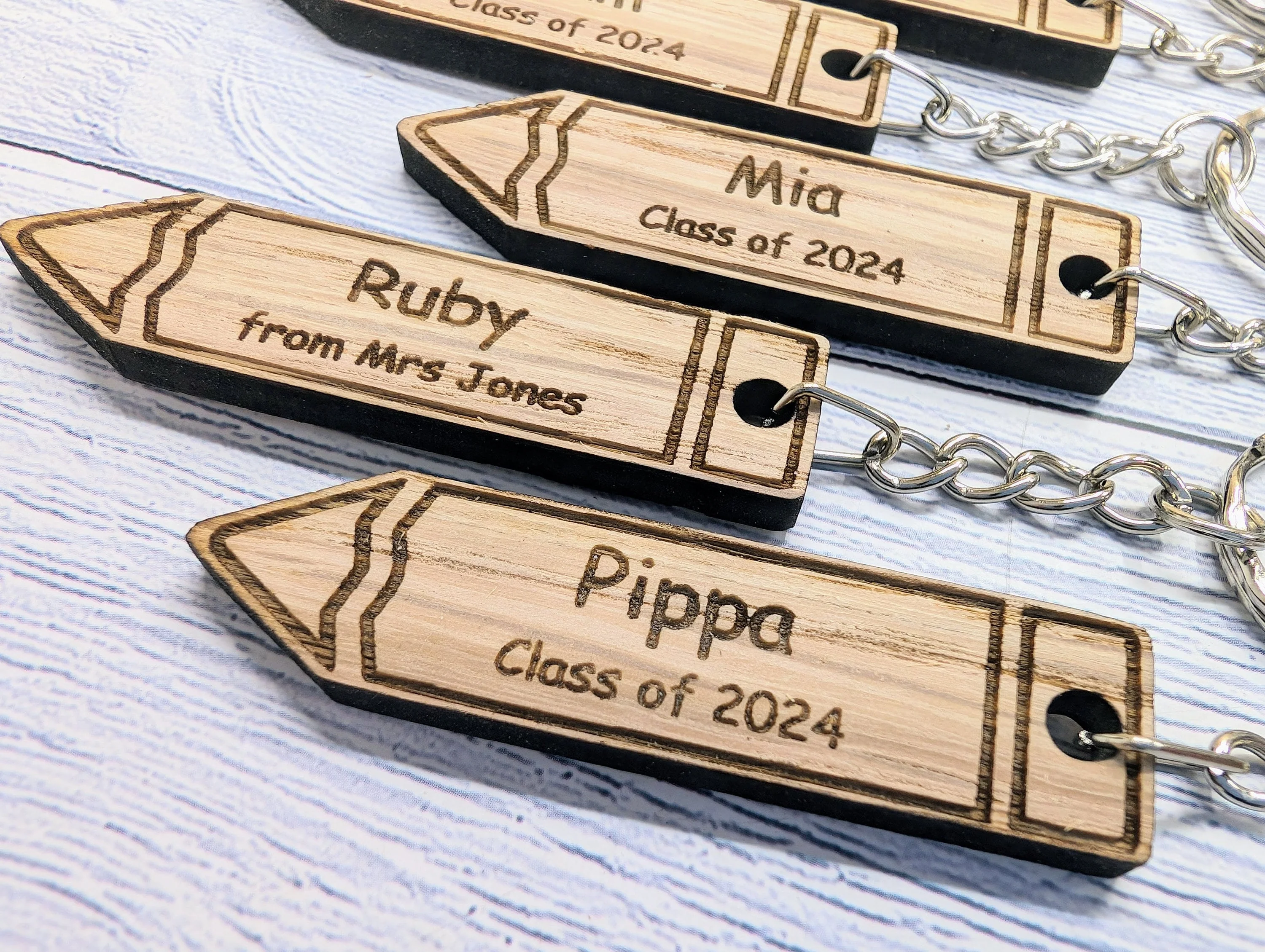 Personalised Student Pencil Keyrings, Year 6 Leavers Gift, Oak School Key Chains, Students Gifts, Gifts from Teacher, End of Term, End-of-Year