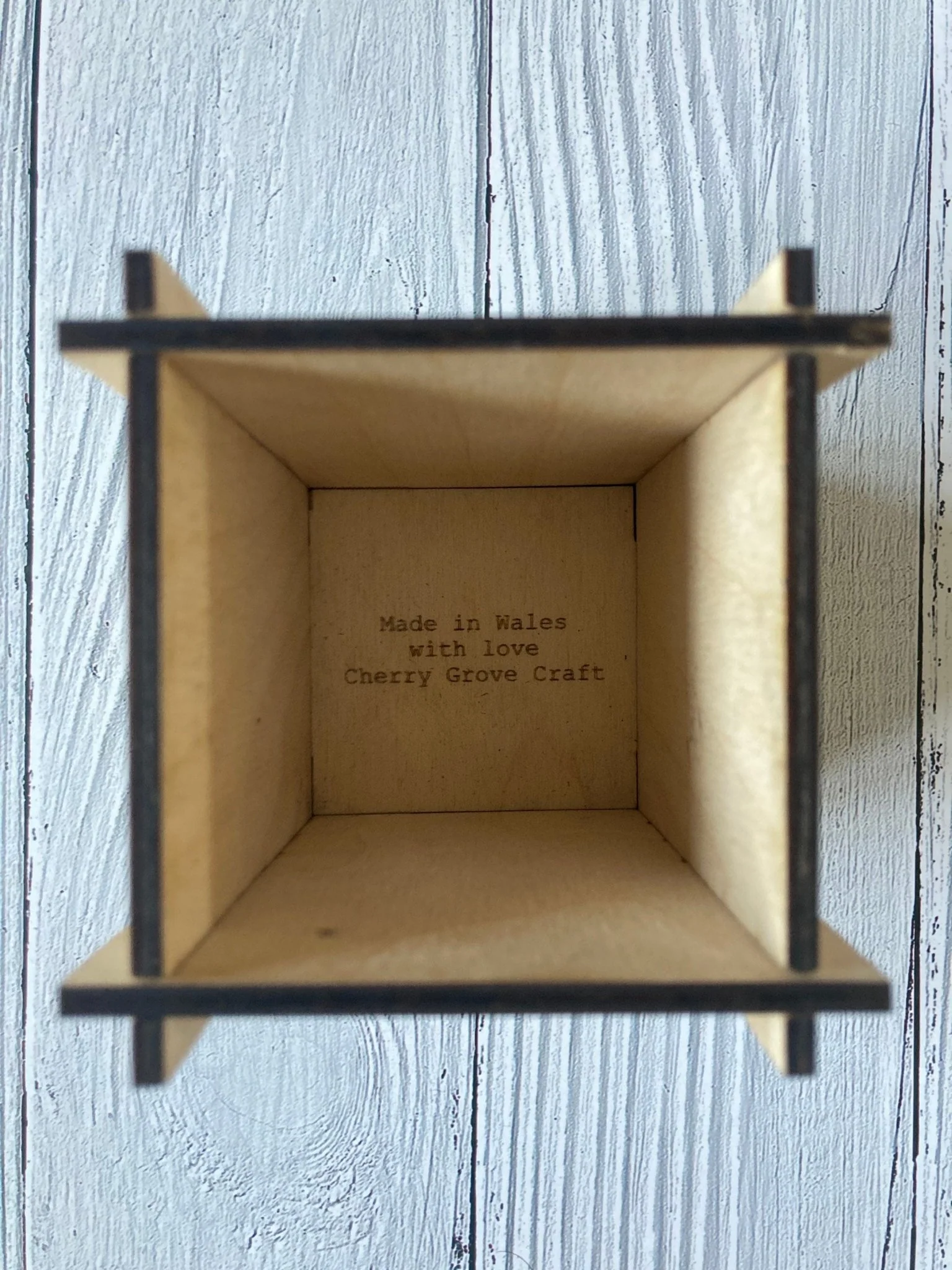 Personalised wooden flowers | Welsh gift | Letterbox gift - Image 3