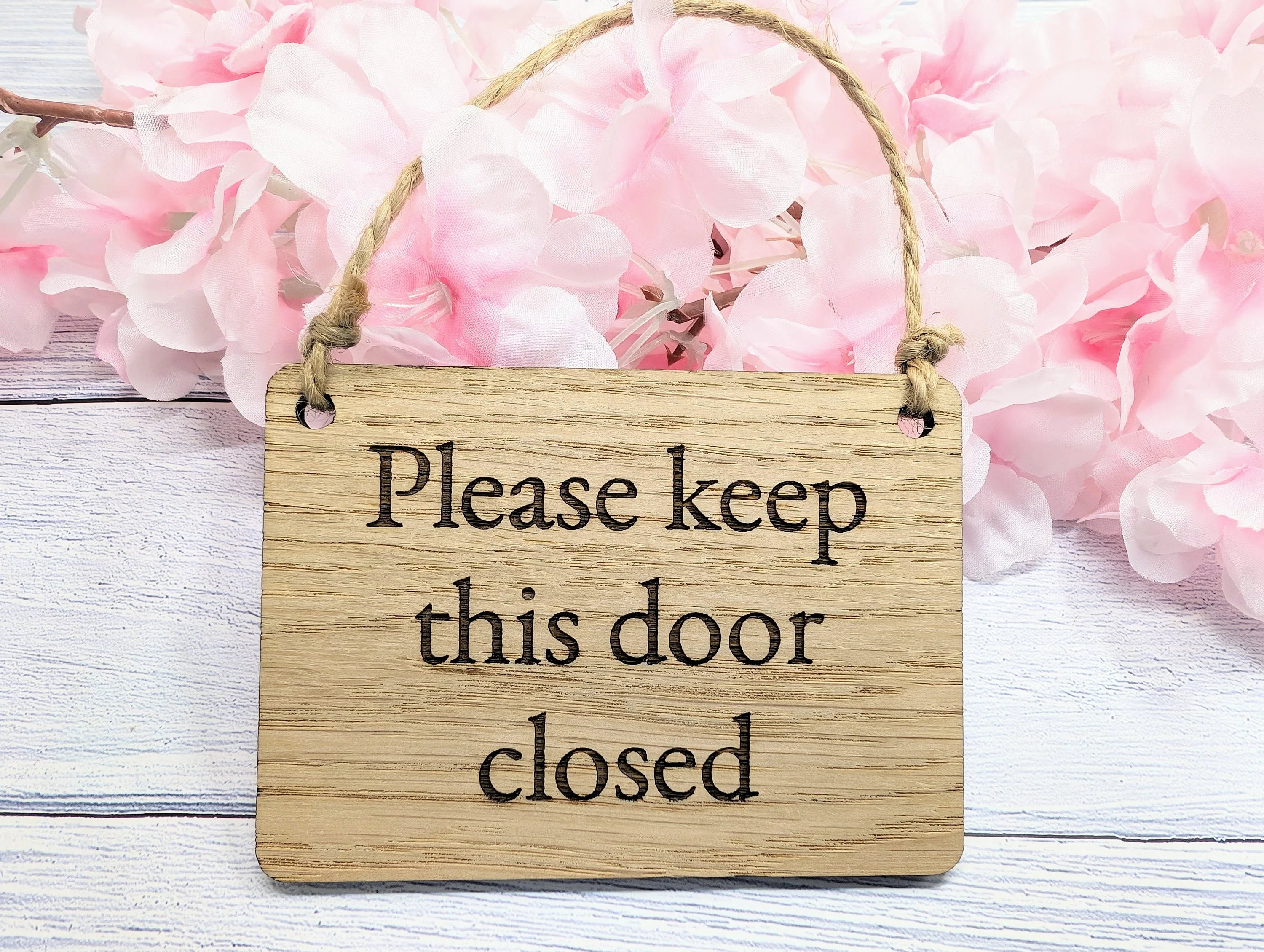 Please Keep Door Closed Sign - Custom Text Option, Personalisable Sign Oak MDF, Eco-Friendly, 4 Sizes, Door Reminder Plaque - Image 4