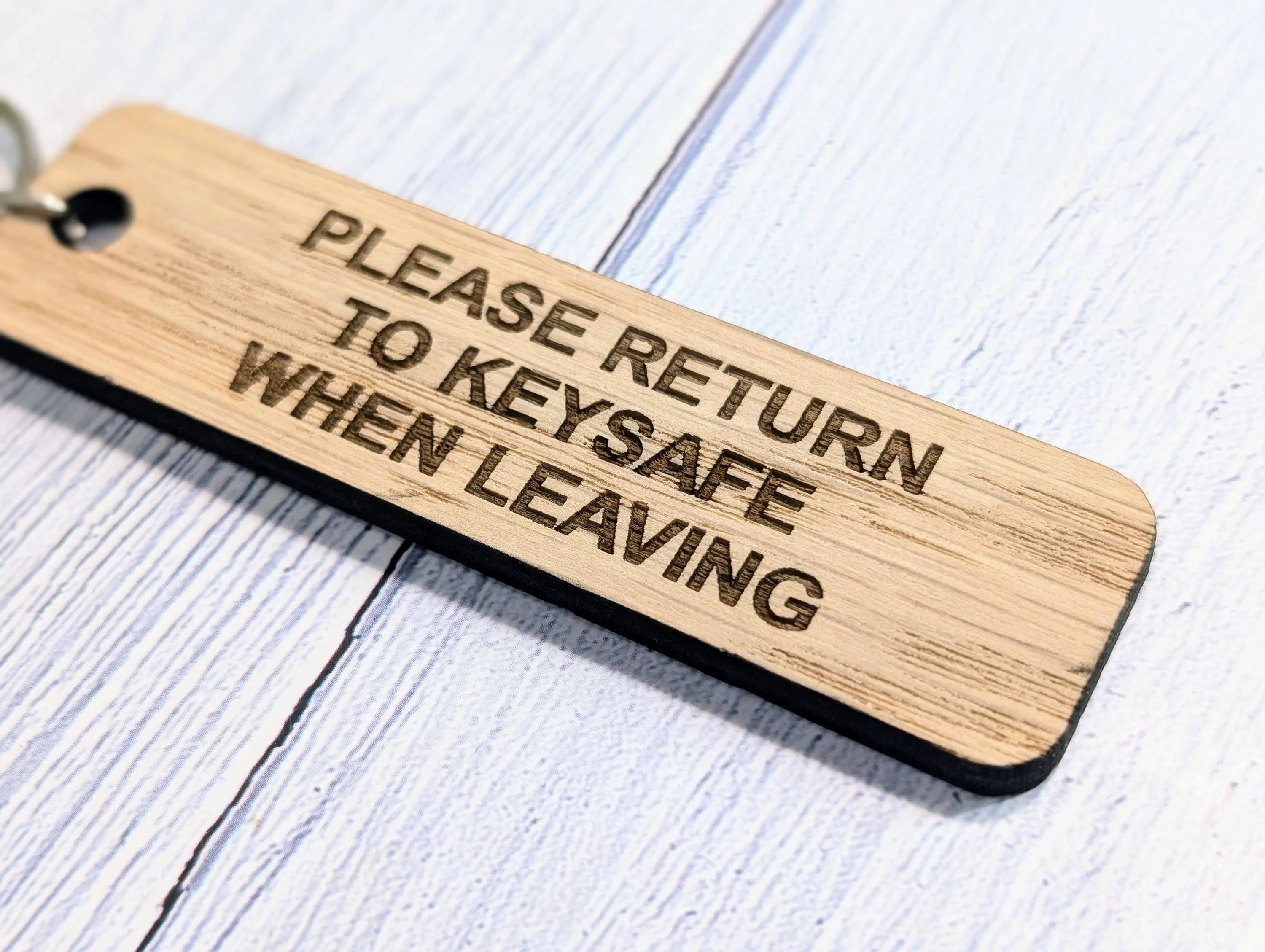 Oak Keysafe Keyring: Handmade Eco-Friendly Reminder (90x25mm) - Image 5