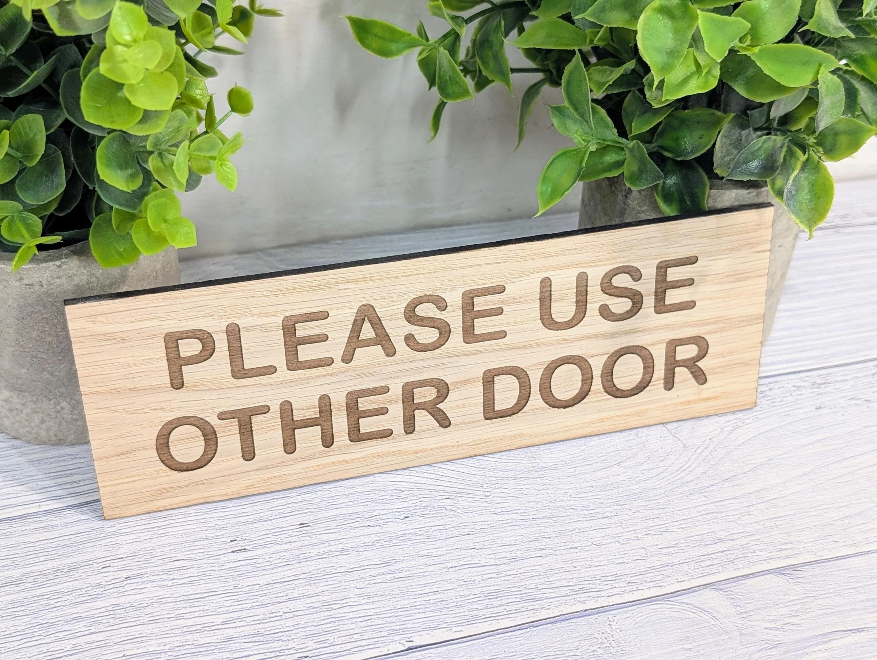 Please Use Other Door Sign – Personalised Wooden Door Sign | Custom Text Oak Veneer Wall Plaque | Private Shop Cafe Warehouse Office Signage - Image 3