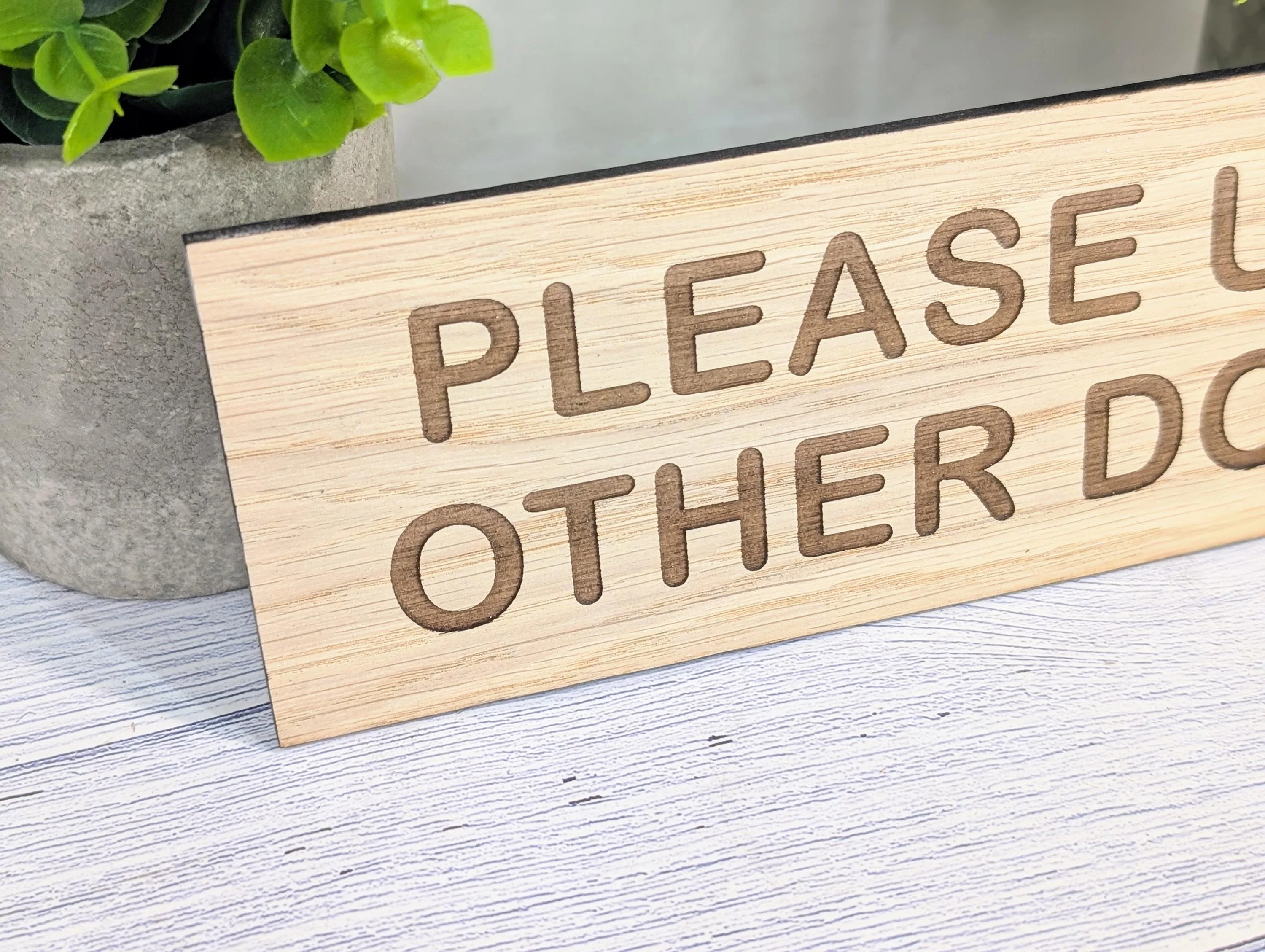 Please Use Other Door Sign – Personalised Wooden Door Sign | Custom Text Oak Veneer Wall Plaque | Private Shop Cafe Warehouse Office Signage - Image 4