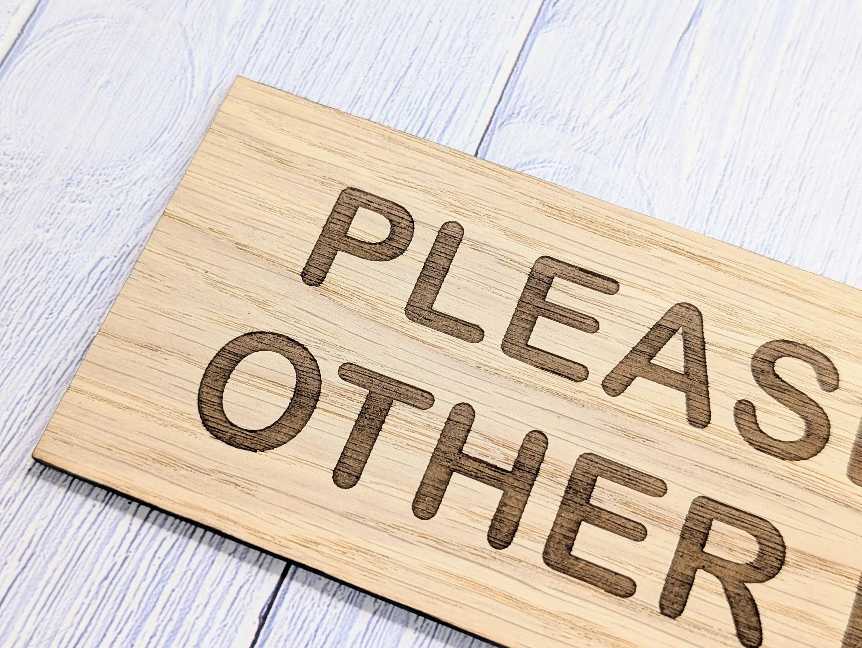 Please Use Other Door Sign – Personalised Wooden Door Sign | Custom Text Oak Veneer Wall Plaque | Private Shop Cafe Warehouse Office Signage - Image 6