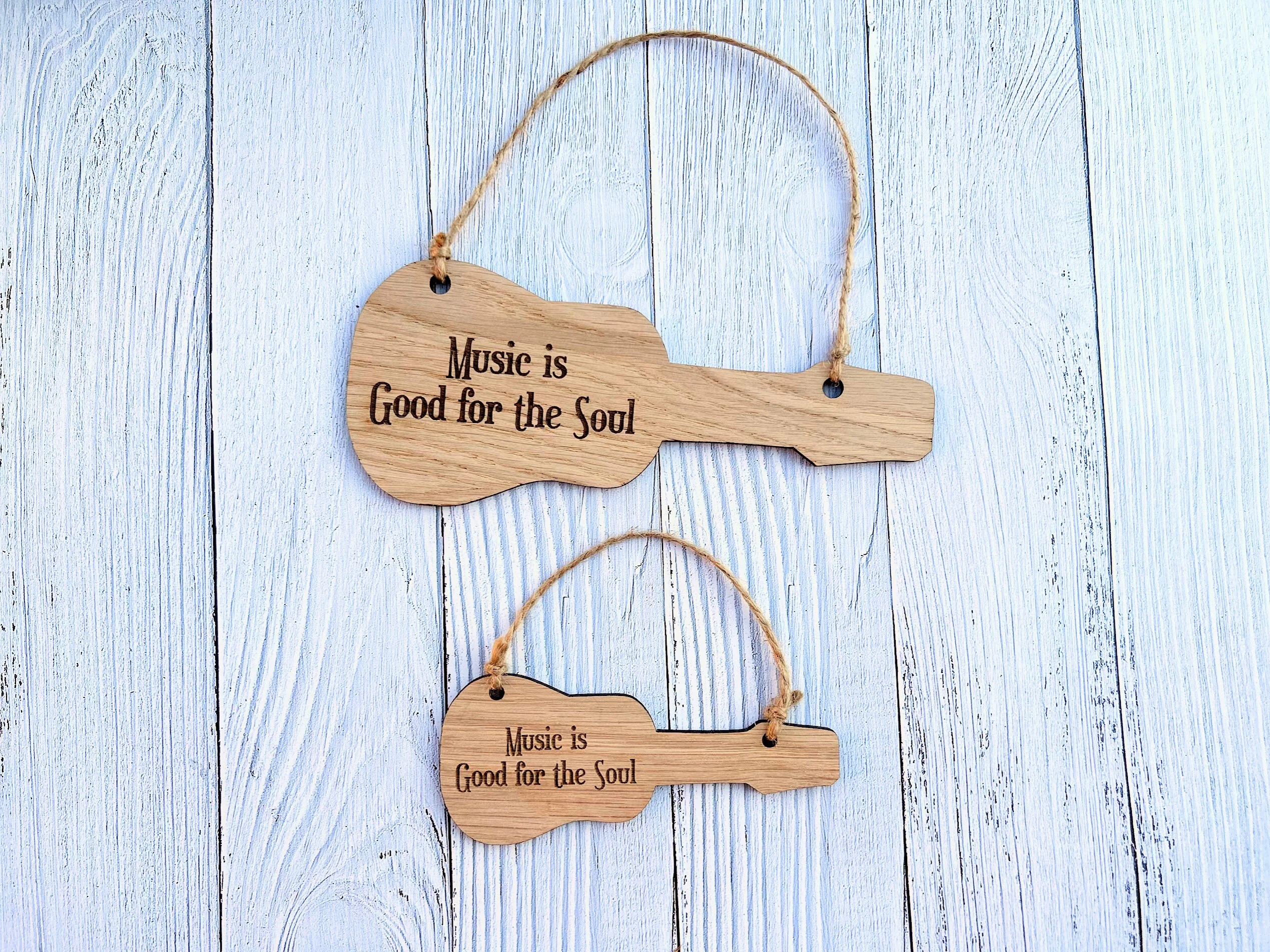 Personalised Wooden Acoustic Guitar Sign: Custom Music Gift - Image 4