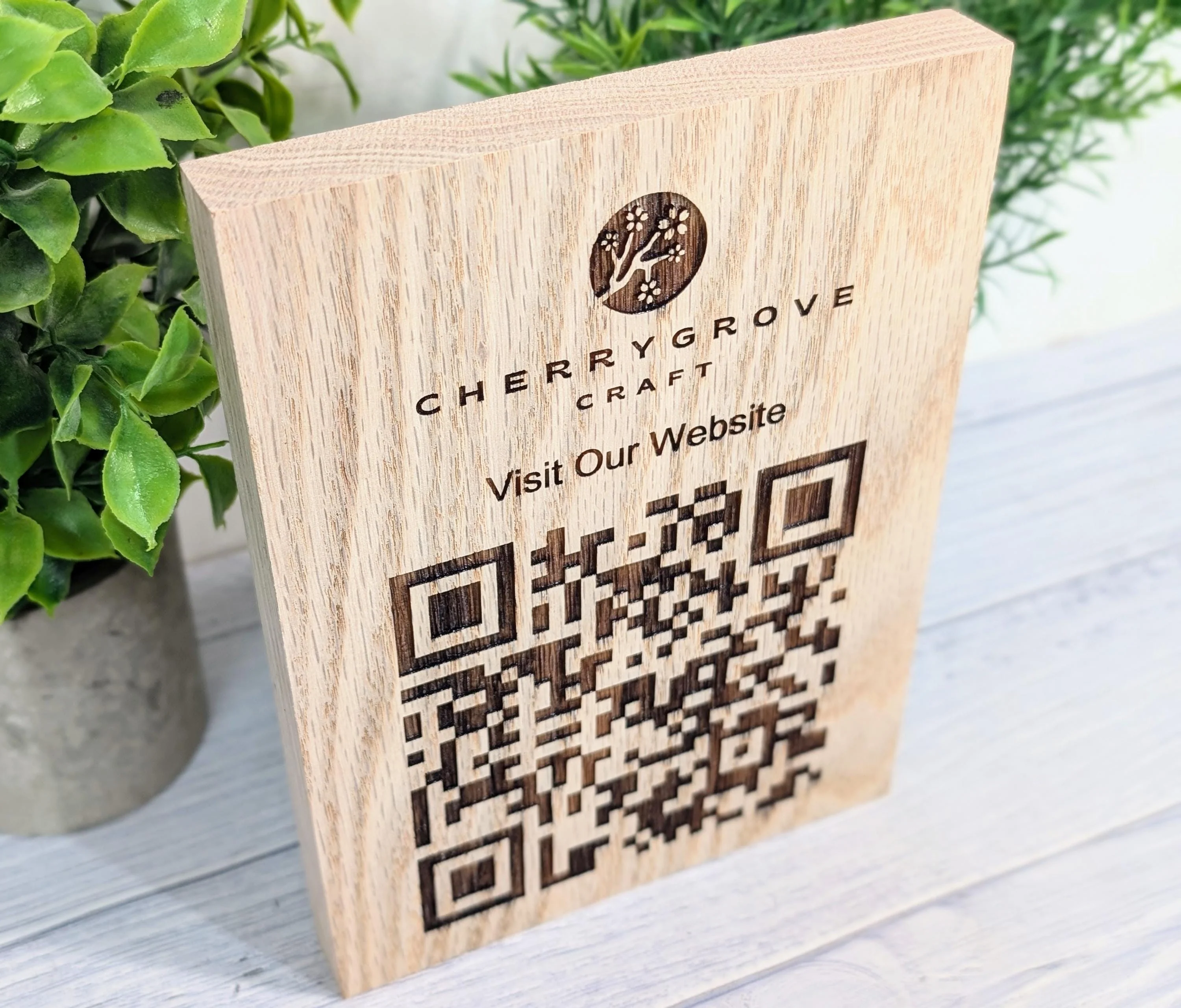 QR Code Solid Oak Large Blocks - Personalised Oak Blocks - QR Code - Custom Table Signage - Menus, Websites, Social Media, 150mm x 200mm - Image 2