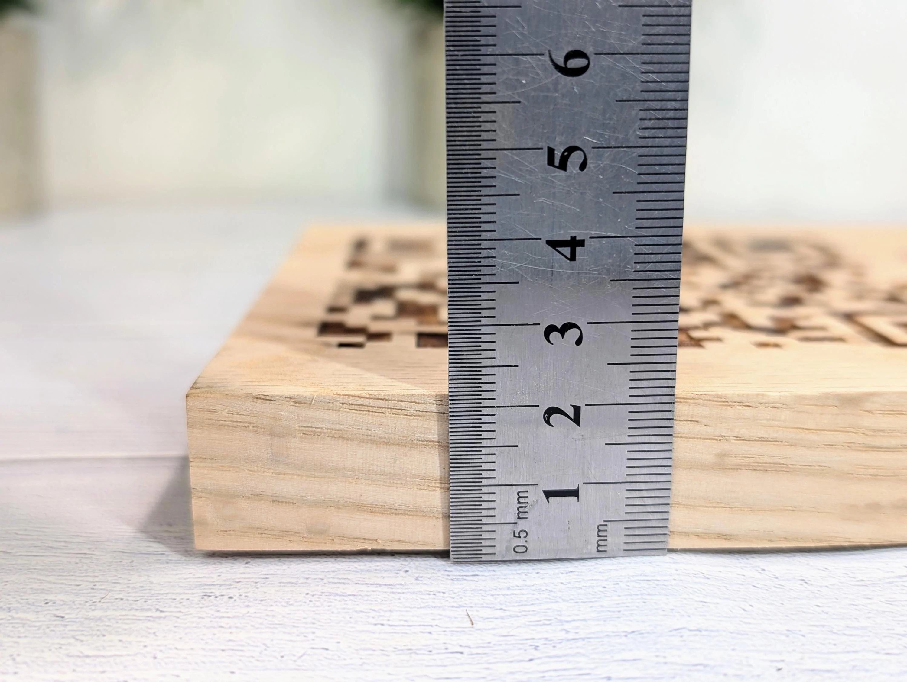 QR Code Solid Oak Large Blocks - Personalised Oak Blocks - QR Code - Custom Table Signage - Menus, Websites, Social Media, 150mm x 200mm - Image 4