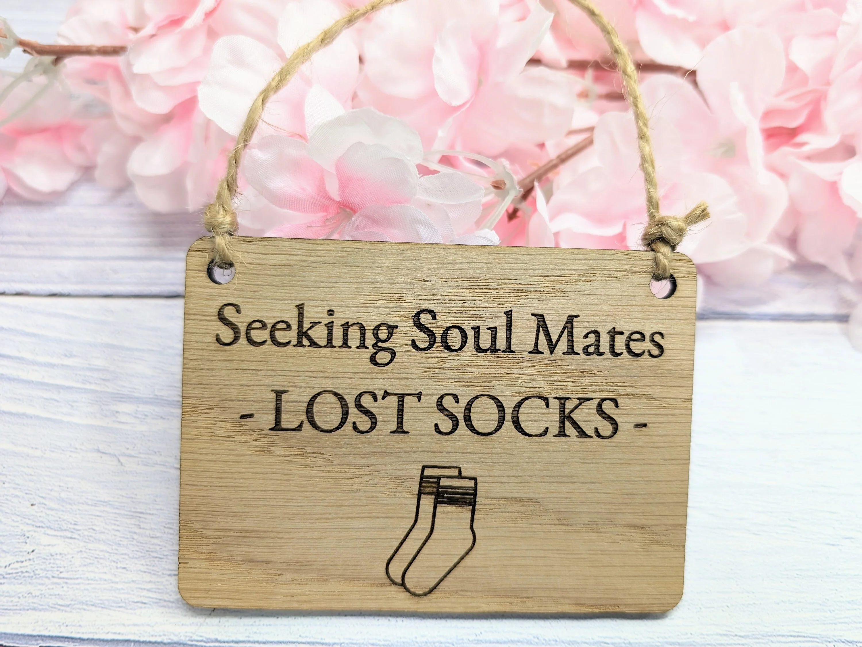 Seeking Soul Mates' - Oak Veneer MDF, Quirky Laundry Decor, 4 Sizes, Sock Graphic, Non-Personalised - Image 2