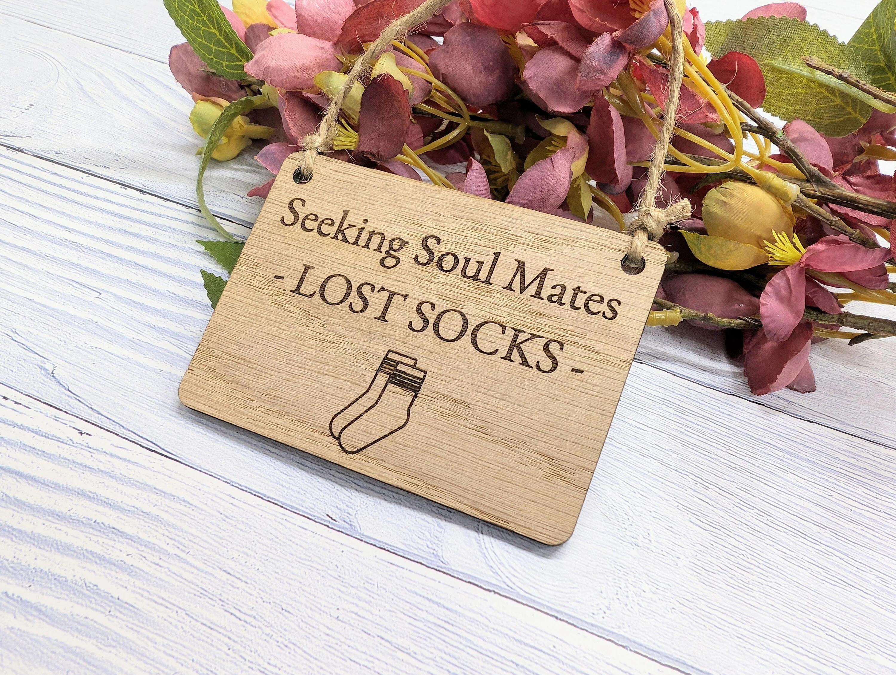 Seeking Soul Mates' - Oak Veneer MDF, Quirky Laundry Decor, 4 Sizes, Sock Graphic, Non-Personalised - Image 5