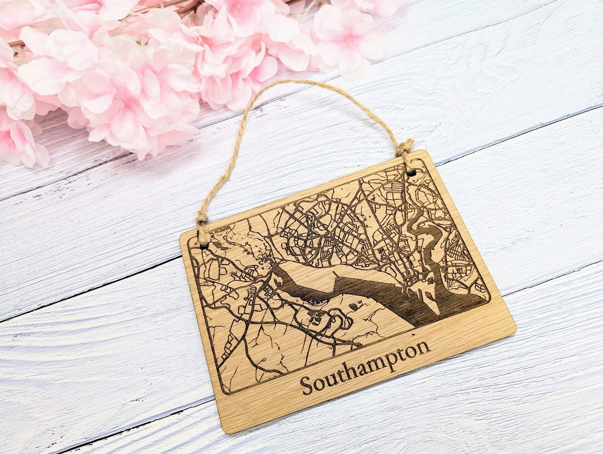 Southampton Map Wooden Wall Art - Unique City Map Decor for Home and Office - Available in 4 Sizes - Image 3