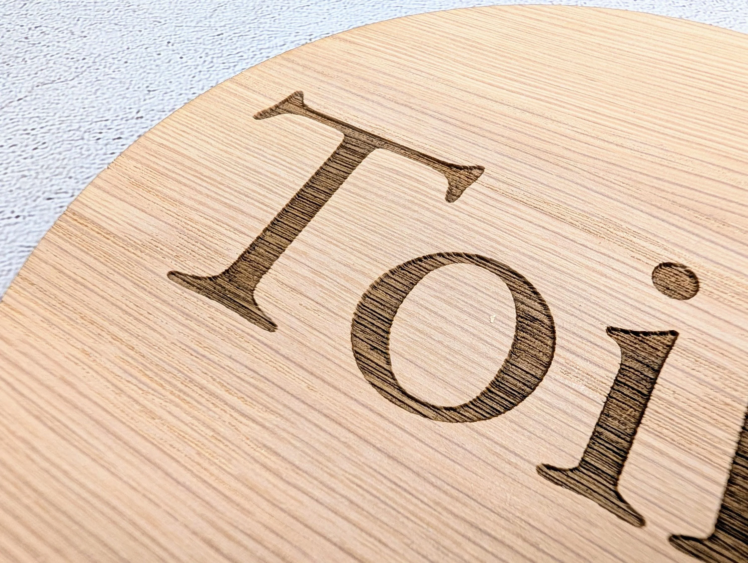 Toilet Door Sign – Circular Oak Veneered Wooden Bathroom Sign, Indoor Use Only, Handmade in Wales, Plastic-Free Packaging, 2 Sizes - Image 7