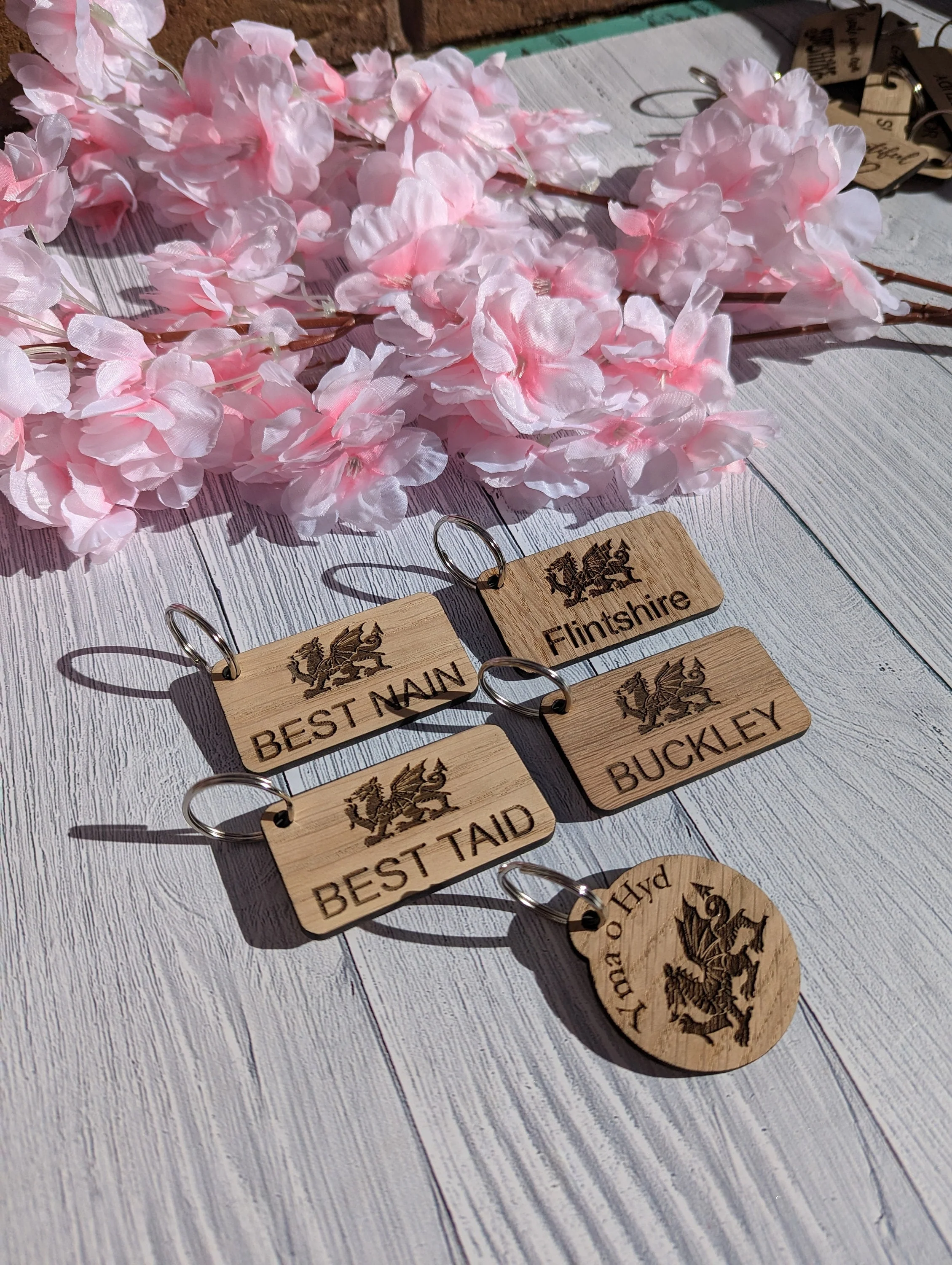 Personalised Patriotic Welsh Keyrings with Welsh Dragon and Phrases - Image 10