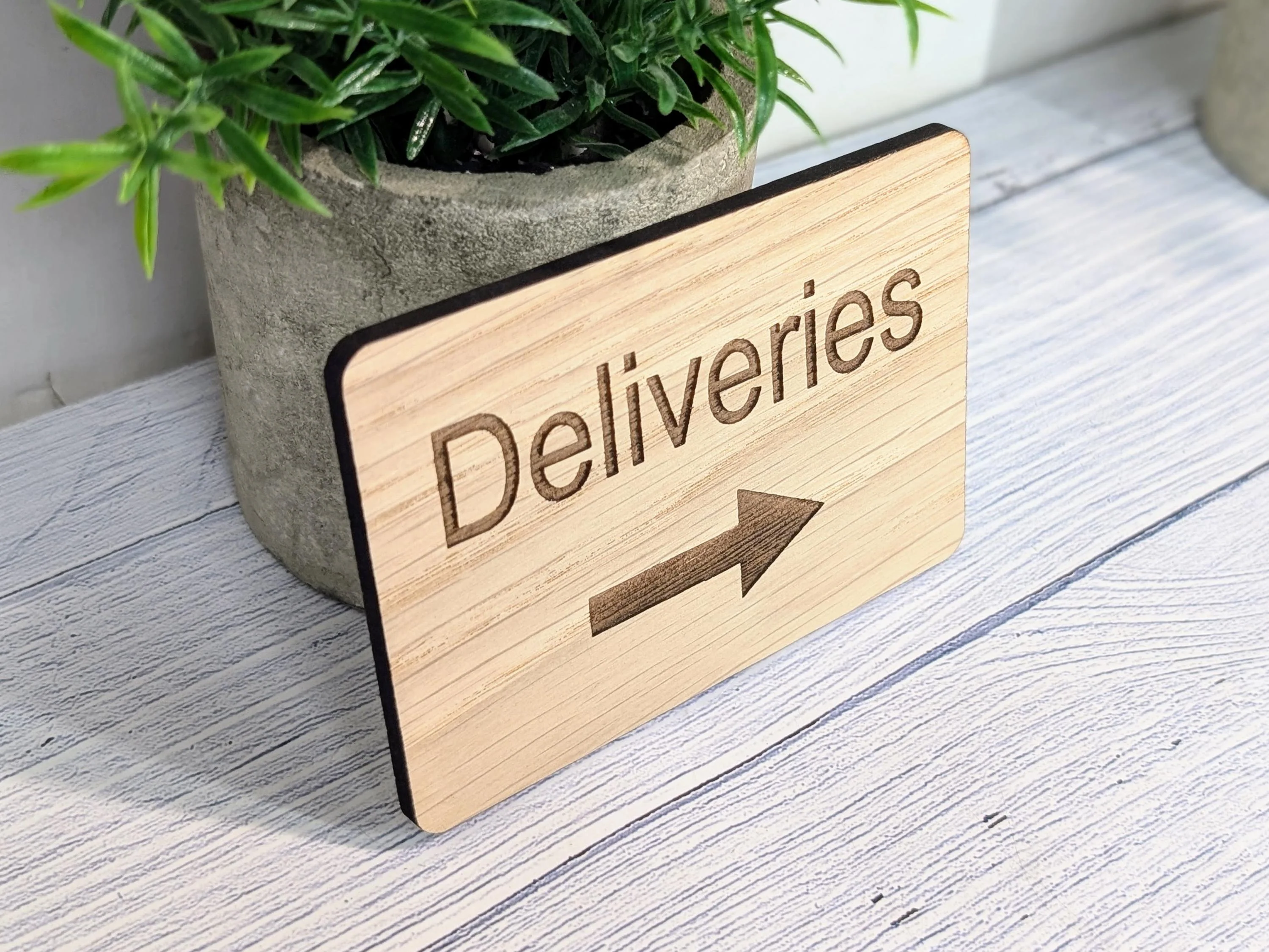 Wooden "Deliveries" Sign with Optional Arrow | Engraved Oak | For Businesses, Offices, Schools, Hotels | 4 Sizes | Personalised Text Option - Image 5