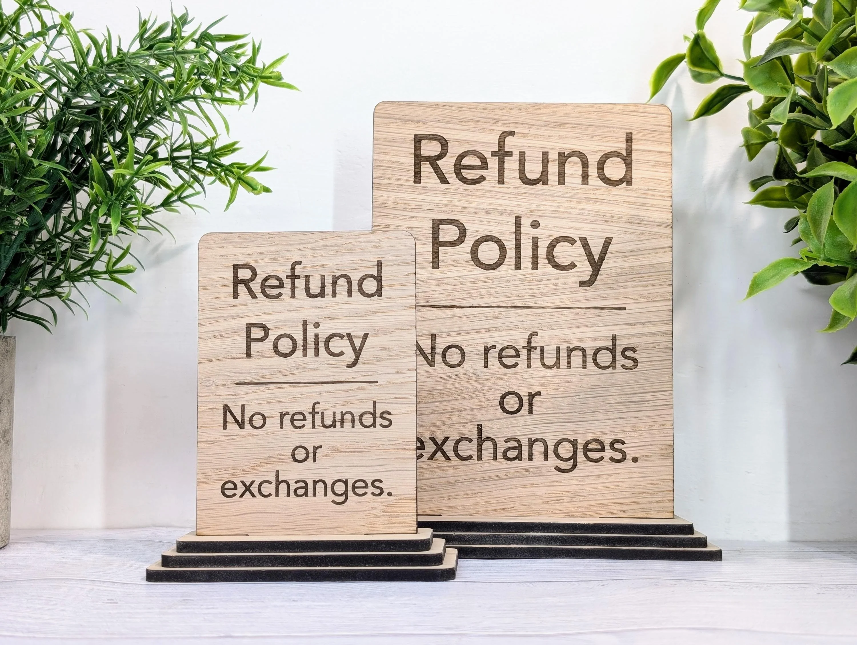 Wooden Freestanding Table Sign 'Refund Policy' - Perfect for Shops, Cafés, Markets – Available in Two Sizes - Removable Base, Shop Signage - Image 6